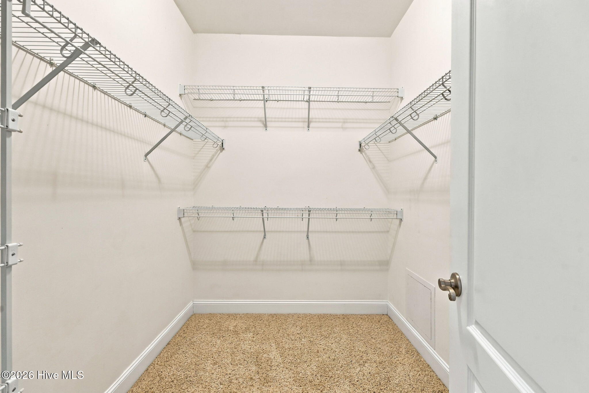 1029 Dearborn Court Property Photo 20