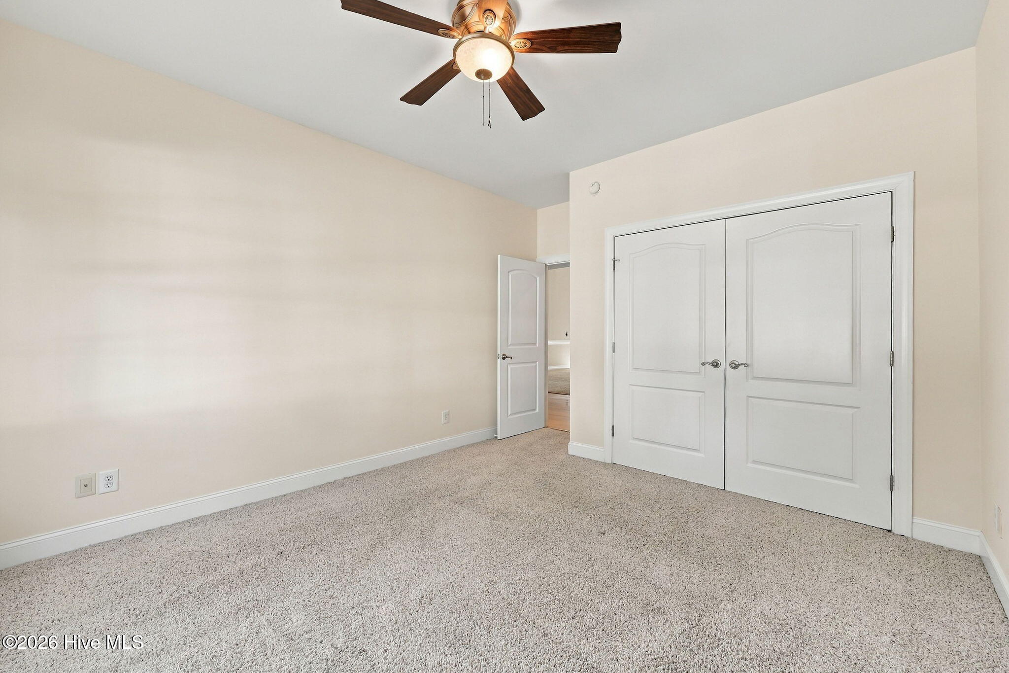 1029 Dearborn Court Property Photo 24