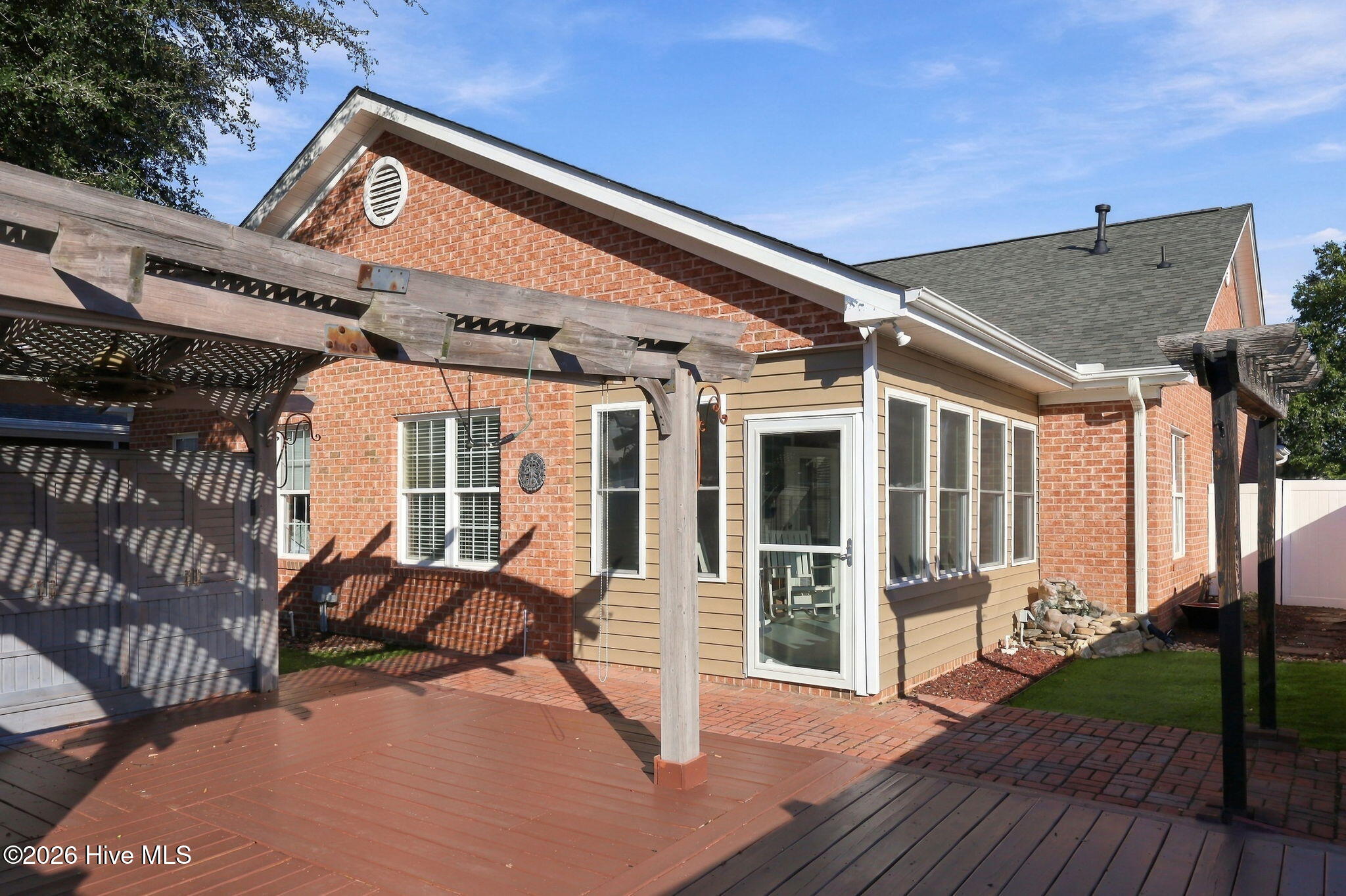 1029 Dearborn Court Property Photo 34