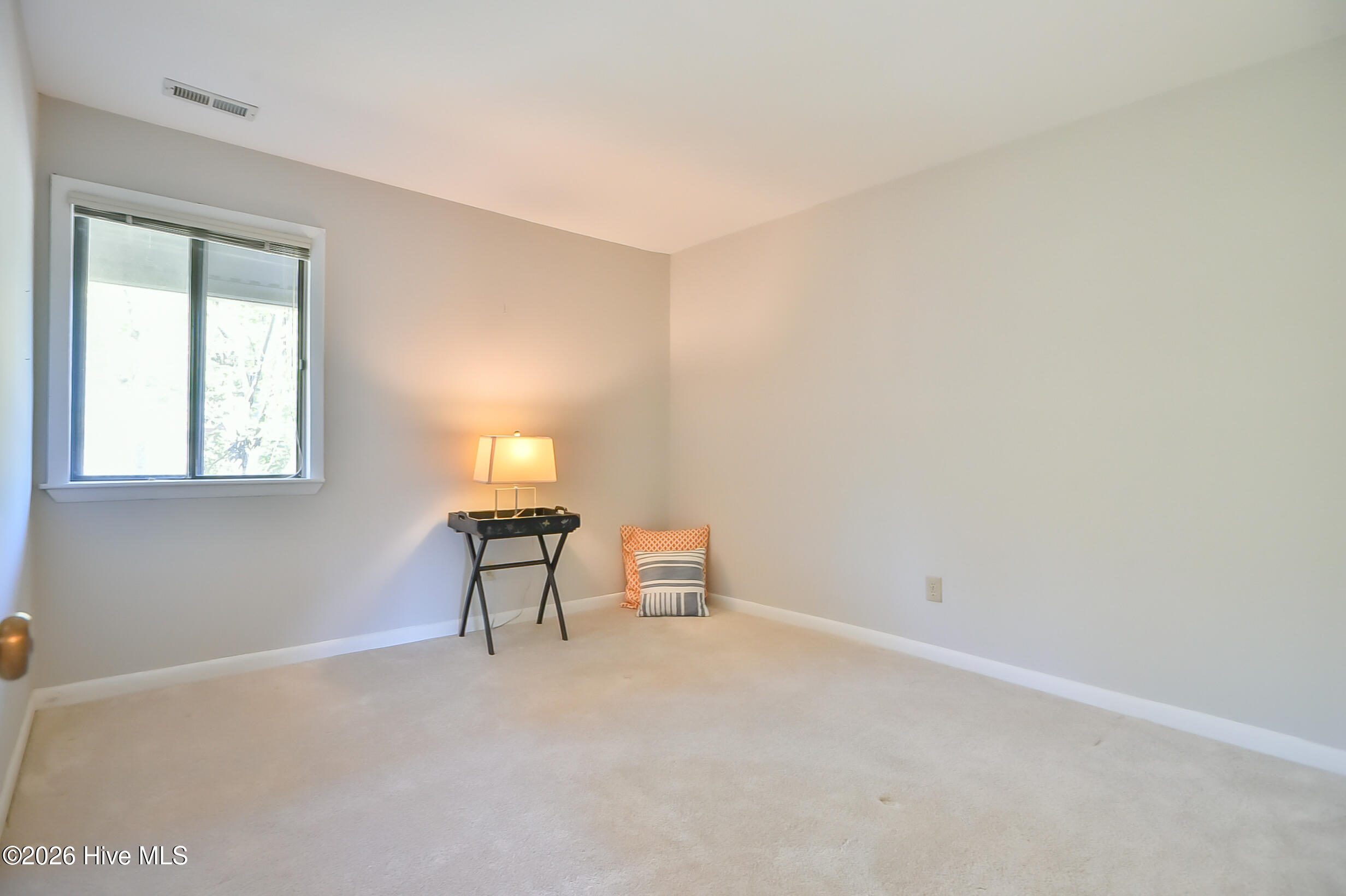 1705 Oak Tree Drive Property Photo 5