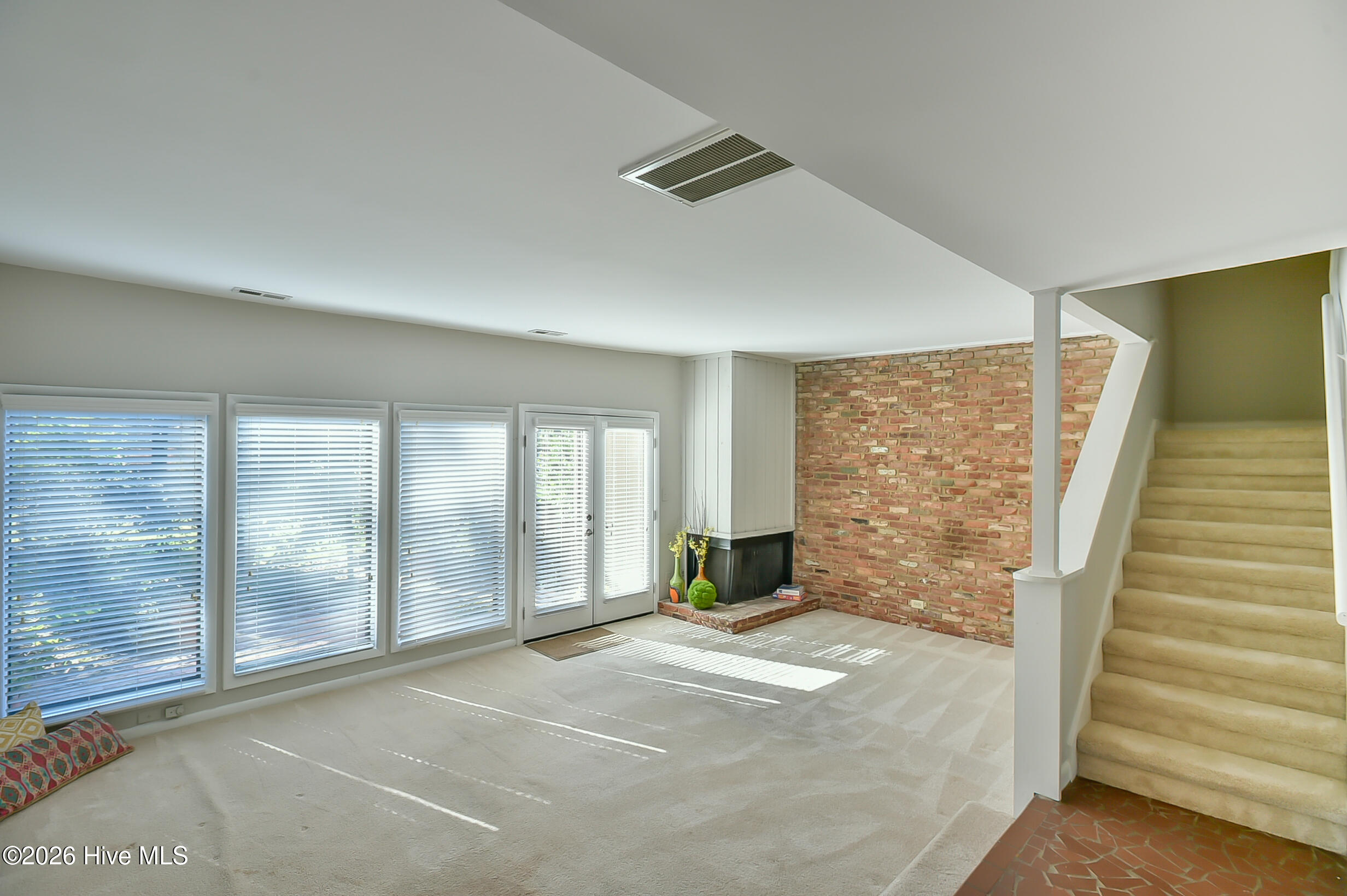 1705 Oak Tree Drive Property Photo 11