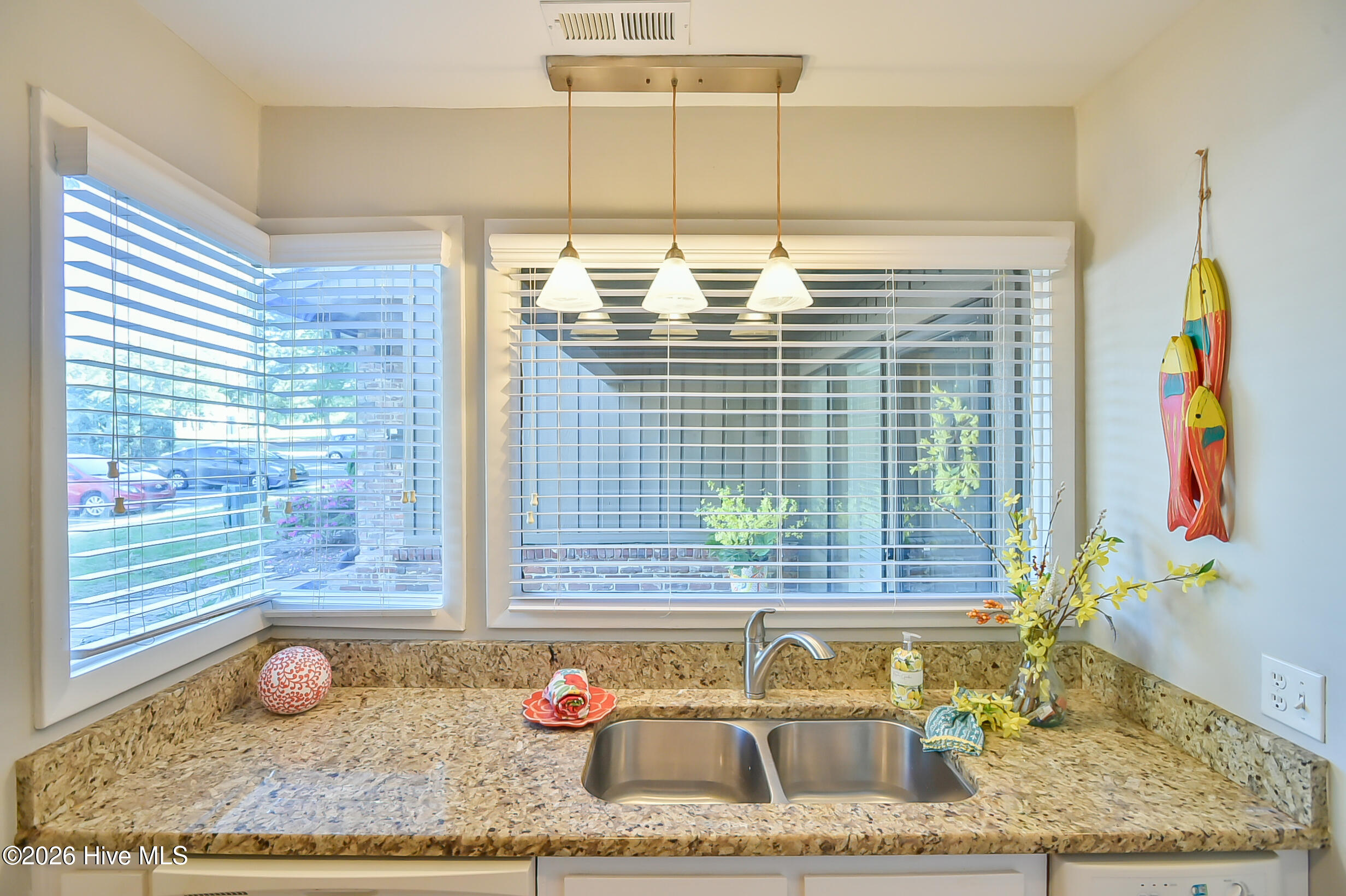 1705 Oak Tree Drive Property Photo 15