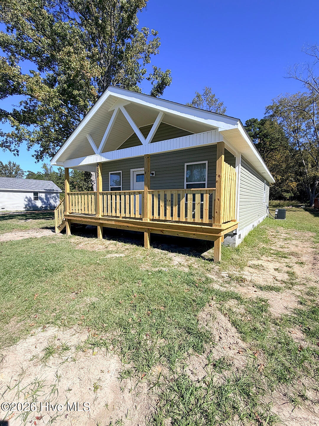 933 Hickman Road Property Photo 1