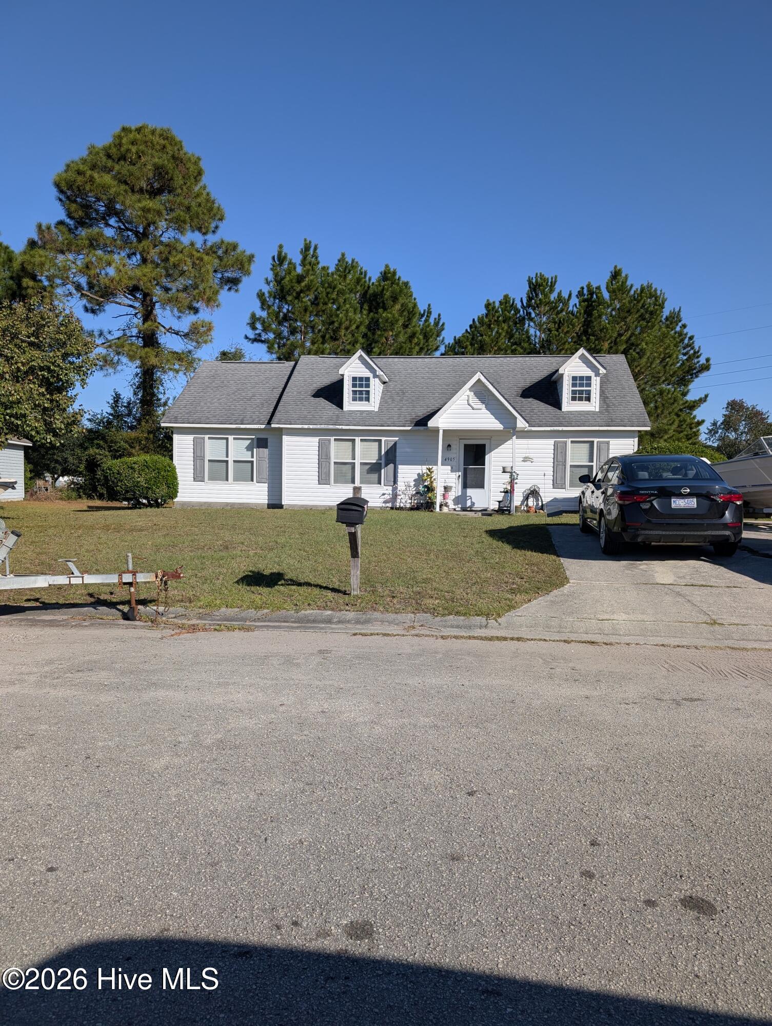 4905 Pin Oak Drive Property Photo 1