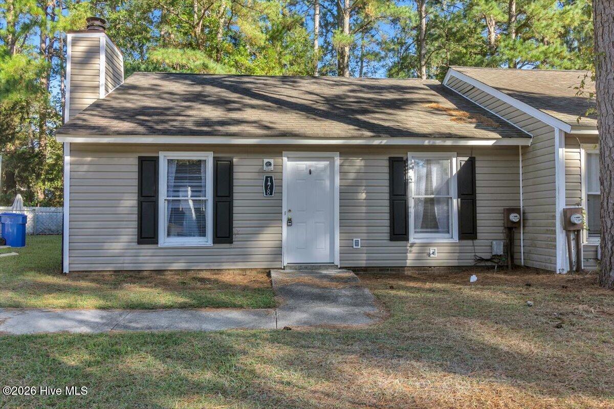 178 Corey Circle Property Photo 4
