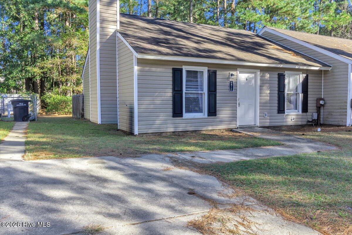 178 Corey Circle Property Photo 5