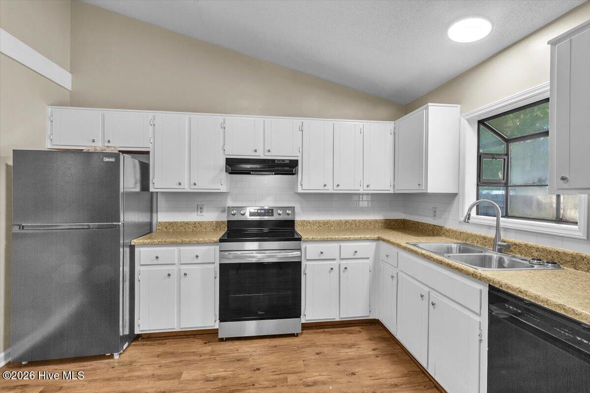 178 Corey Circle Property Photo 16