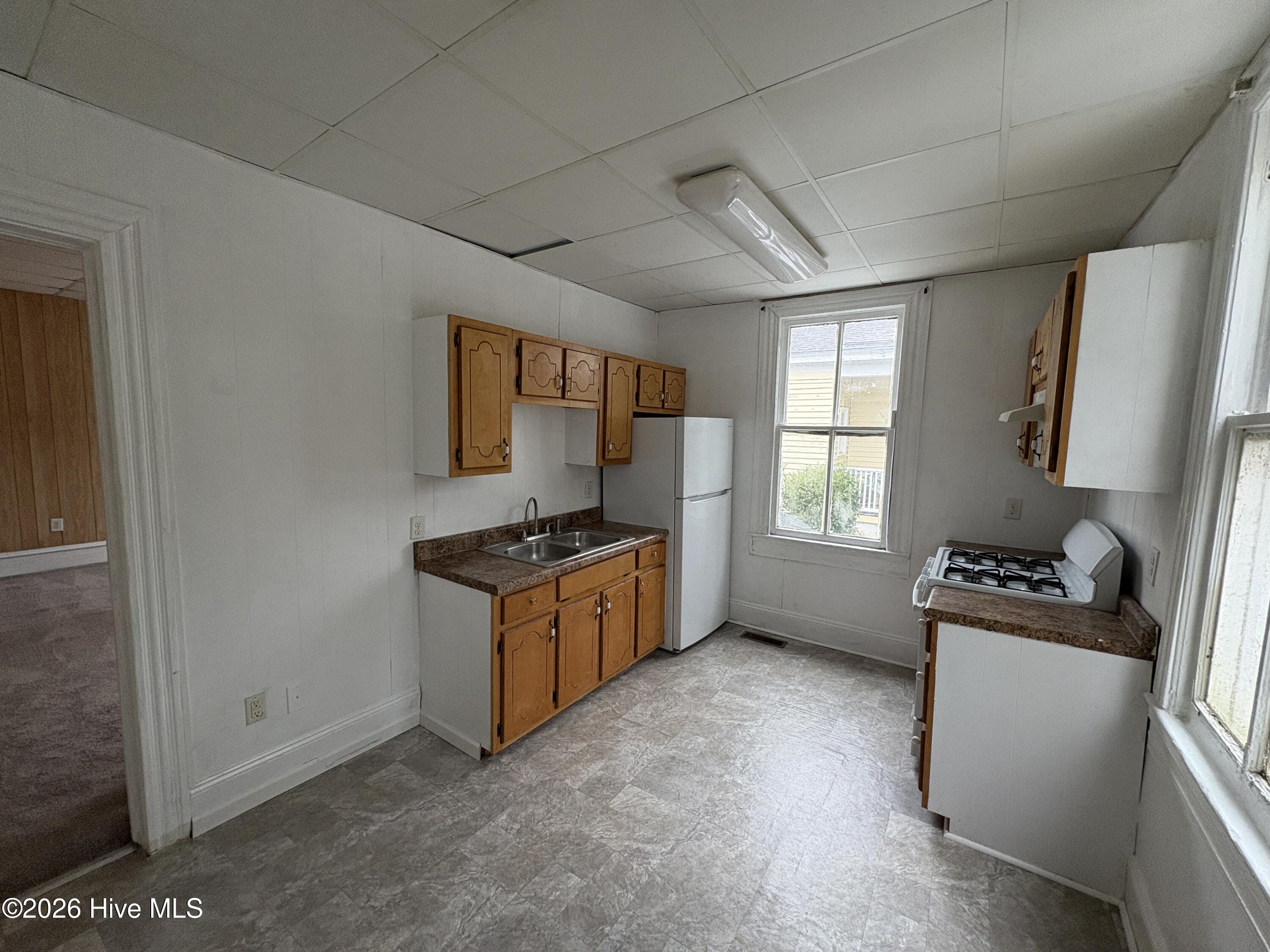 406 Dunn Street C Property Photo 7