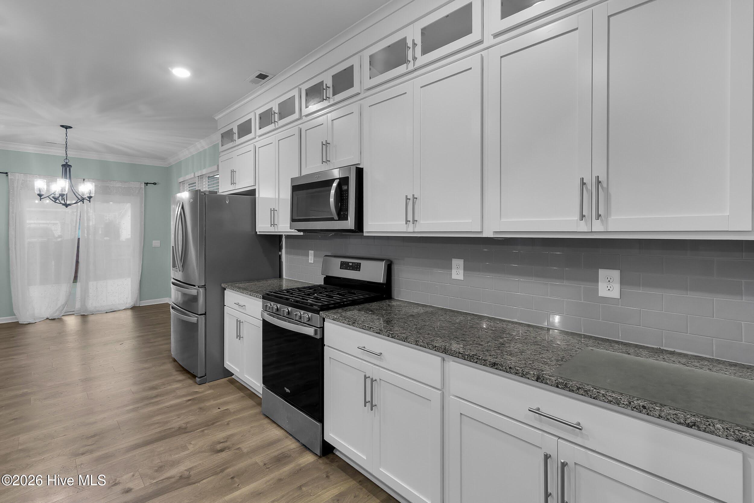 1011 Yellowwood Alley Property Photo 6