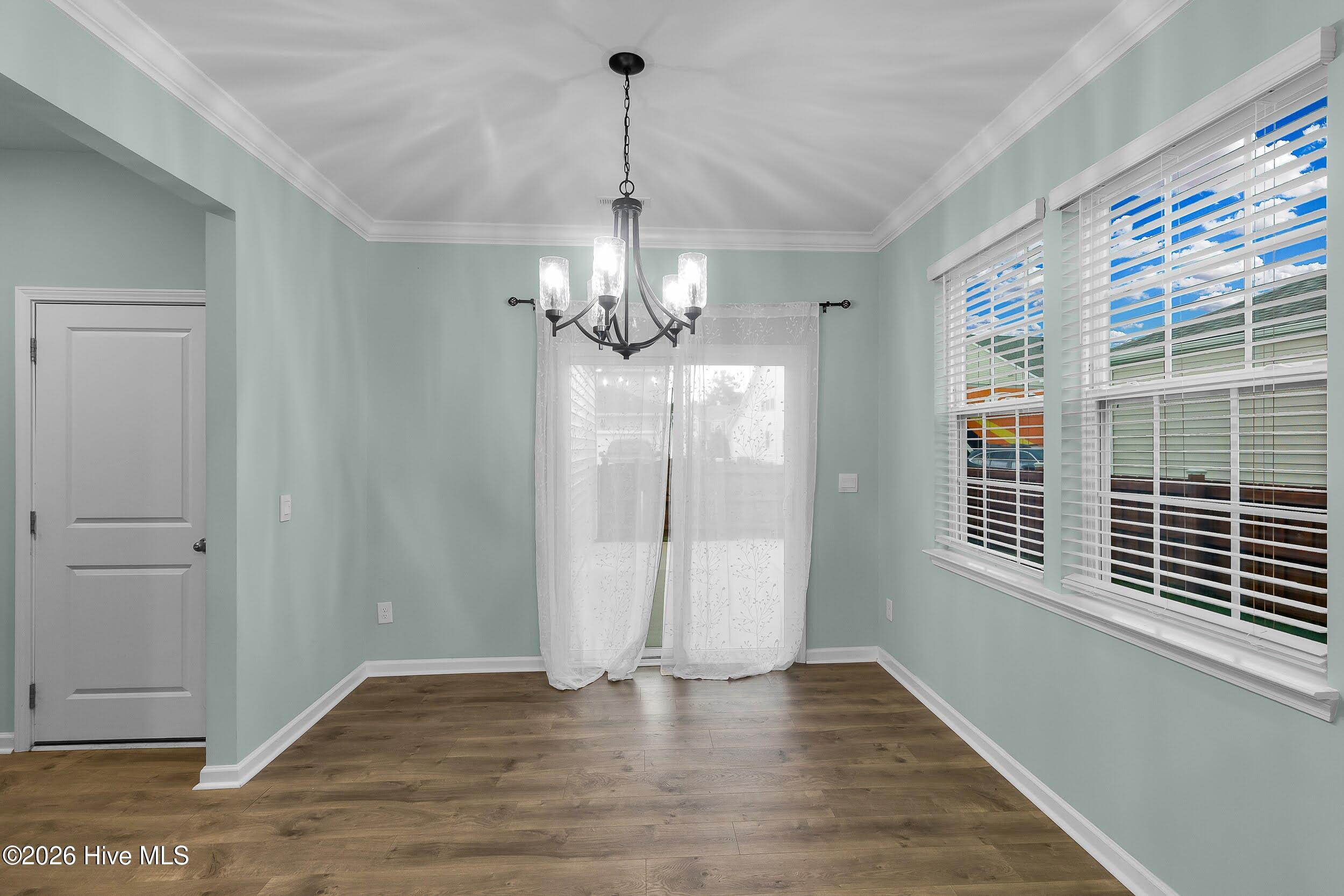 1011 Yellowwood Alley Property Photo 8
