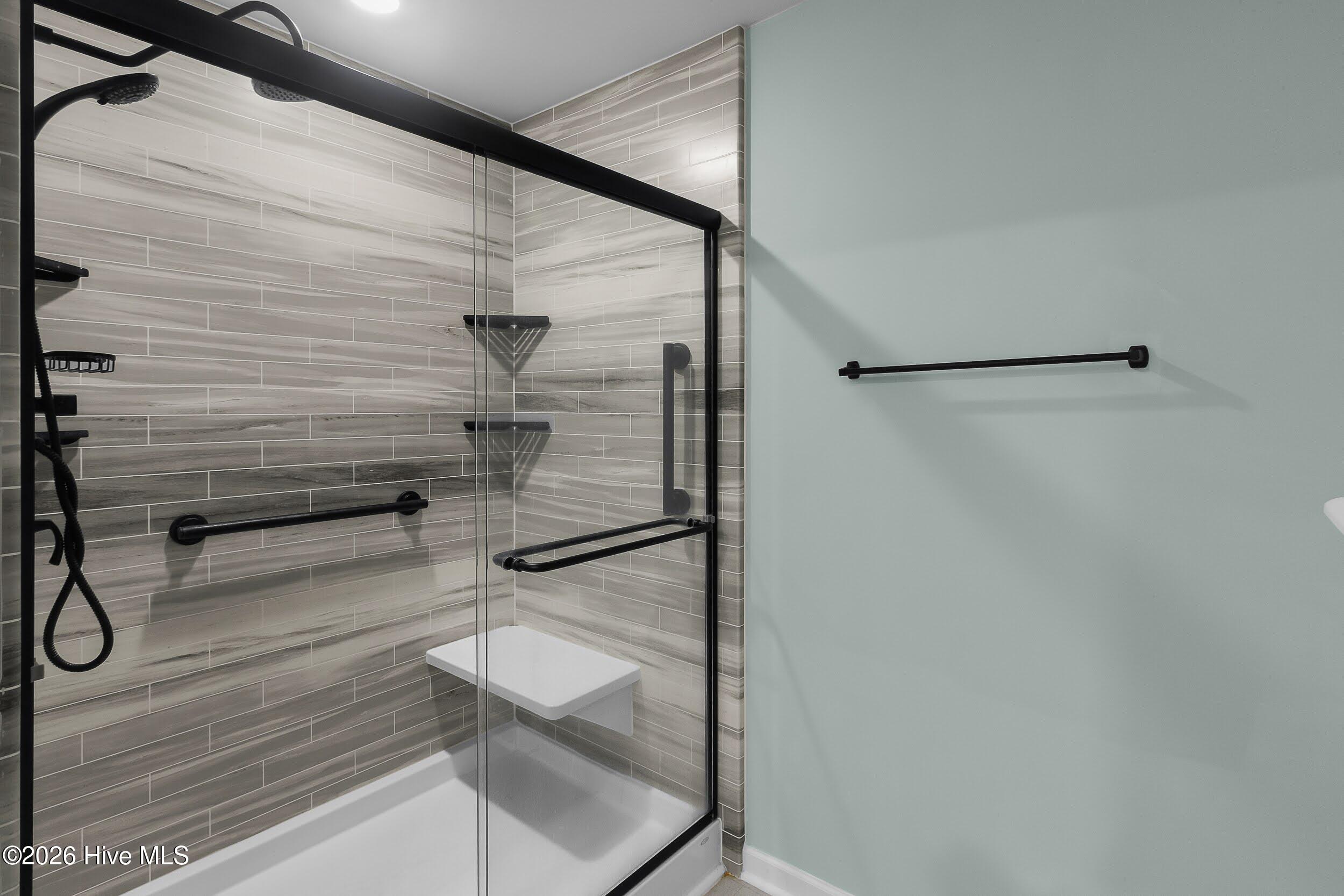 1011 Yellowwood Alley Property Photo 18
