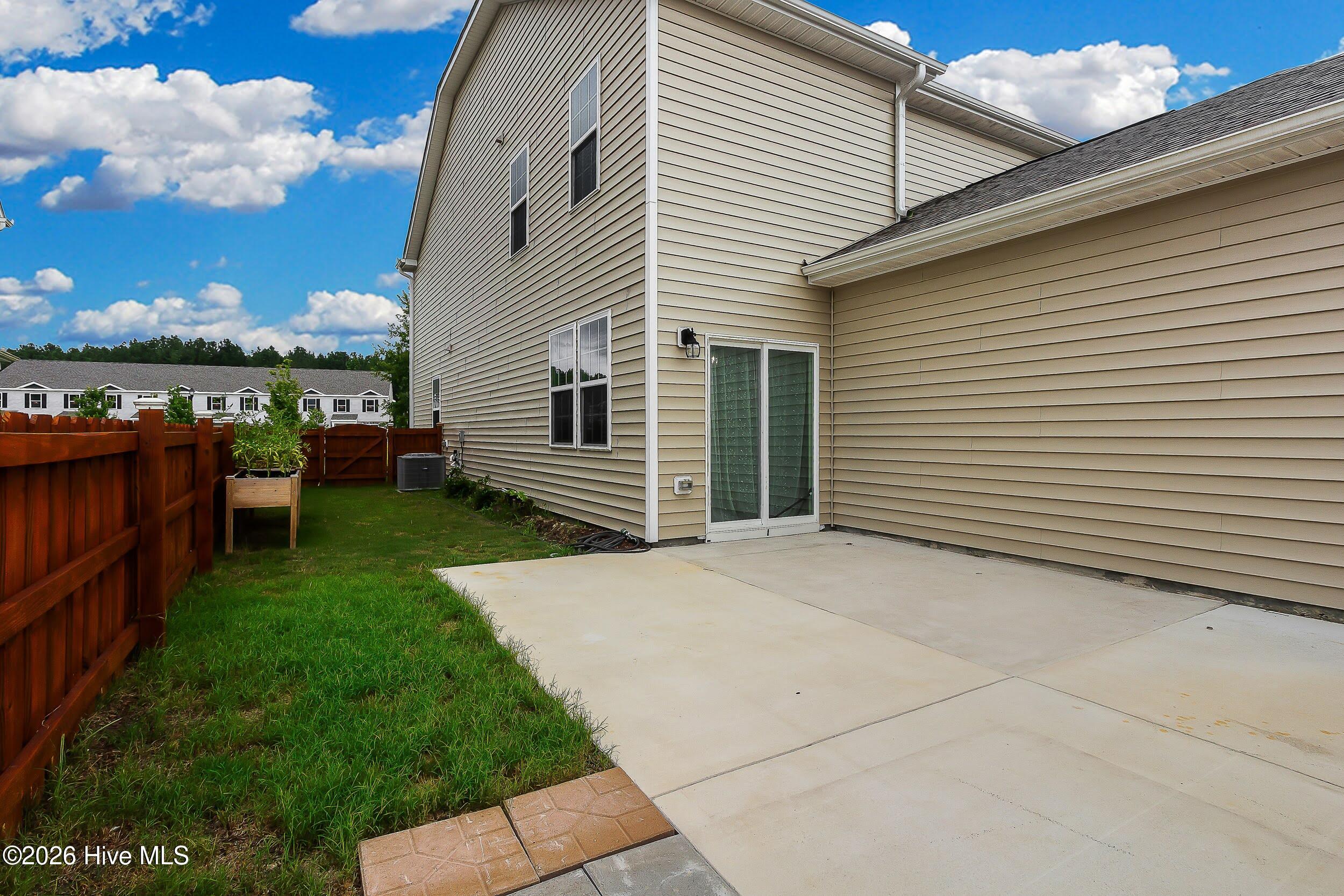 1011 Yellowwood Alley Property Photo 20