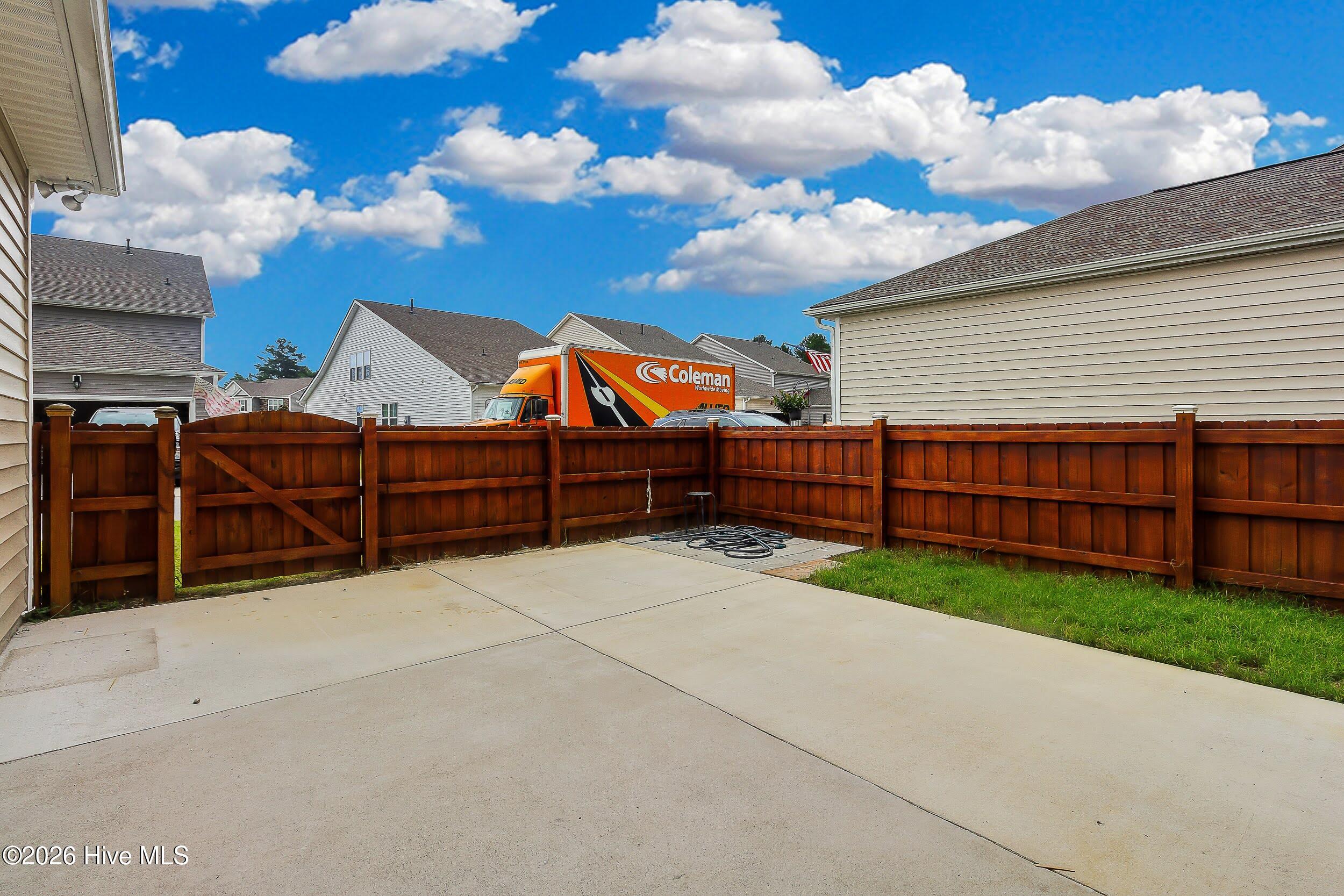 1011 Yellowwood Alley Property Photo 21