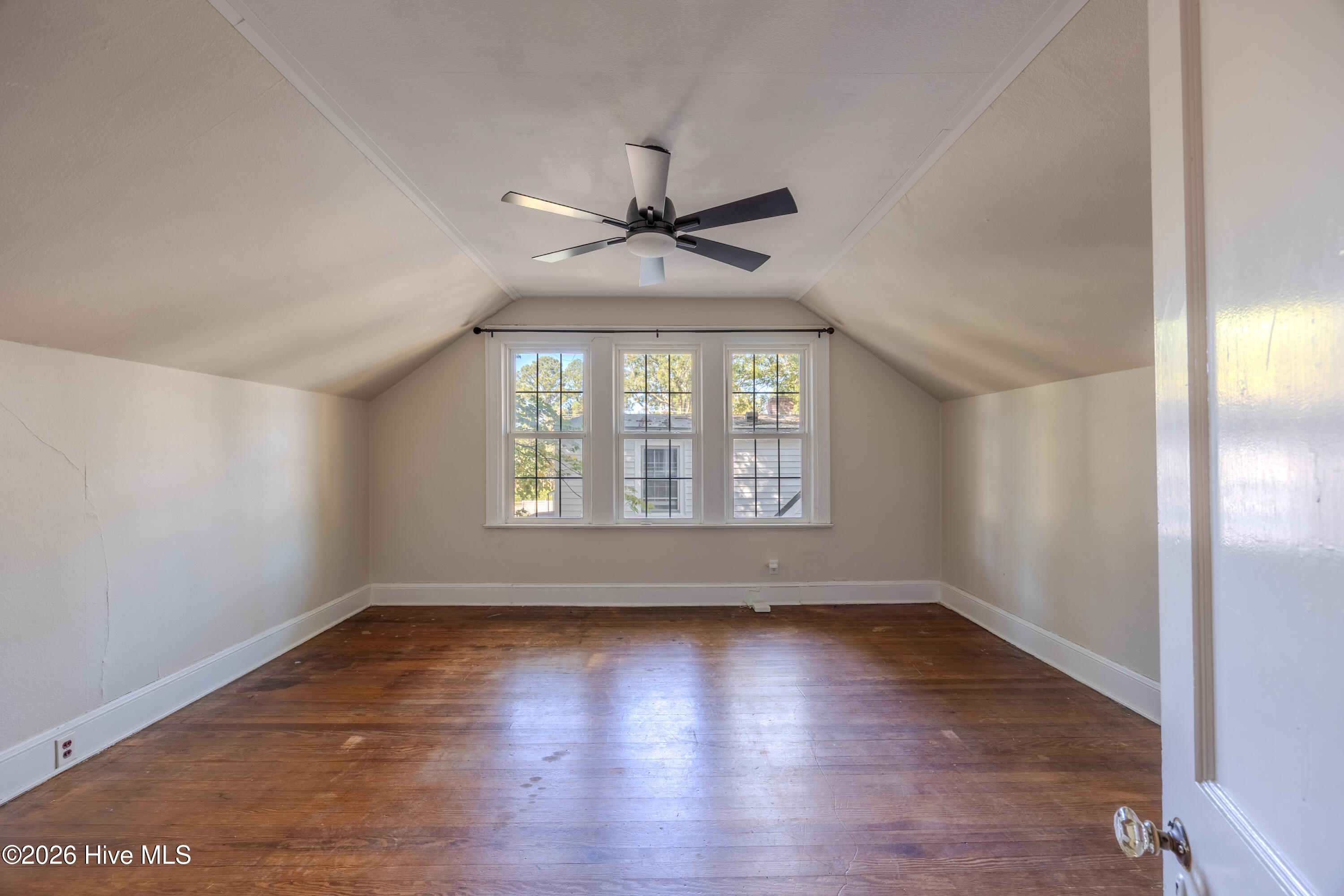 554 Avent Street Property Photo 22