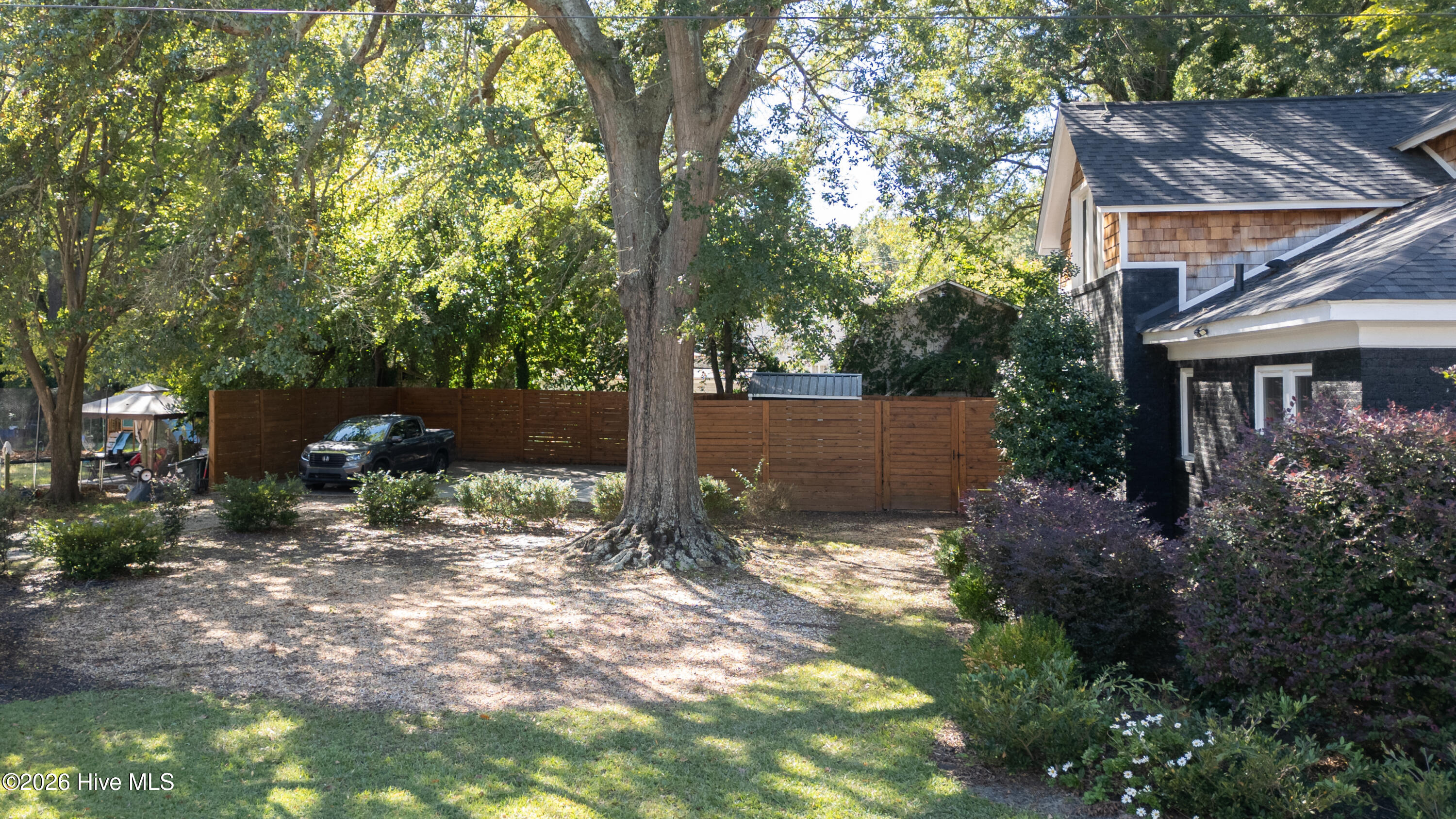 554 Avent Street Property Photo 43