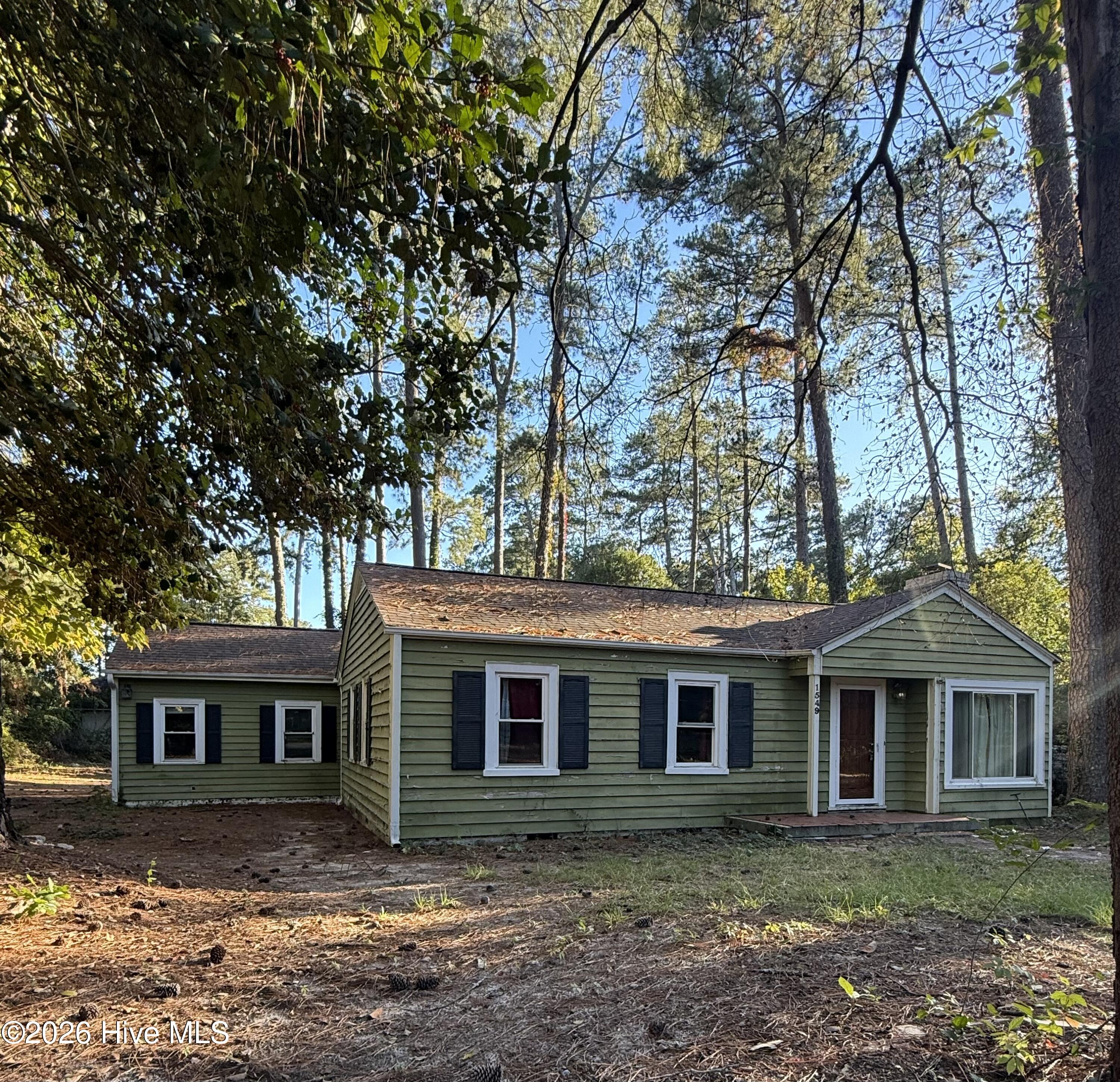 1549 Country Club Road Property Photo 1