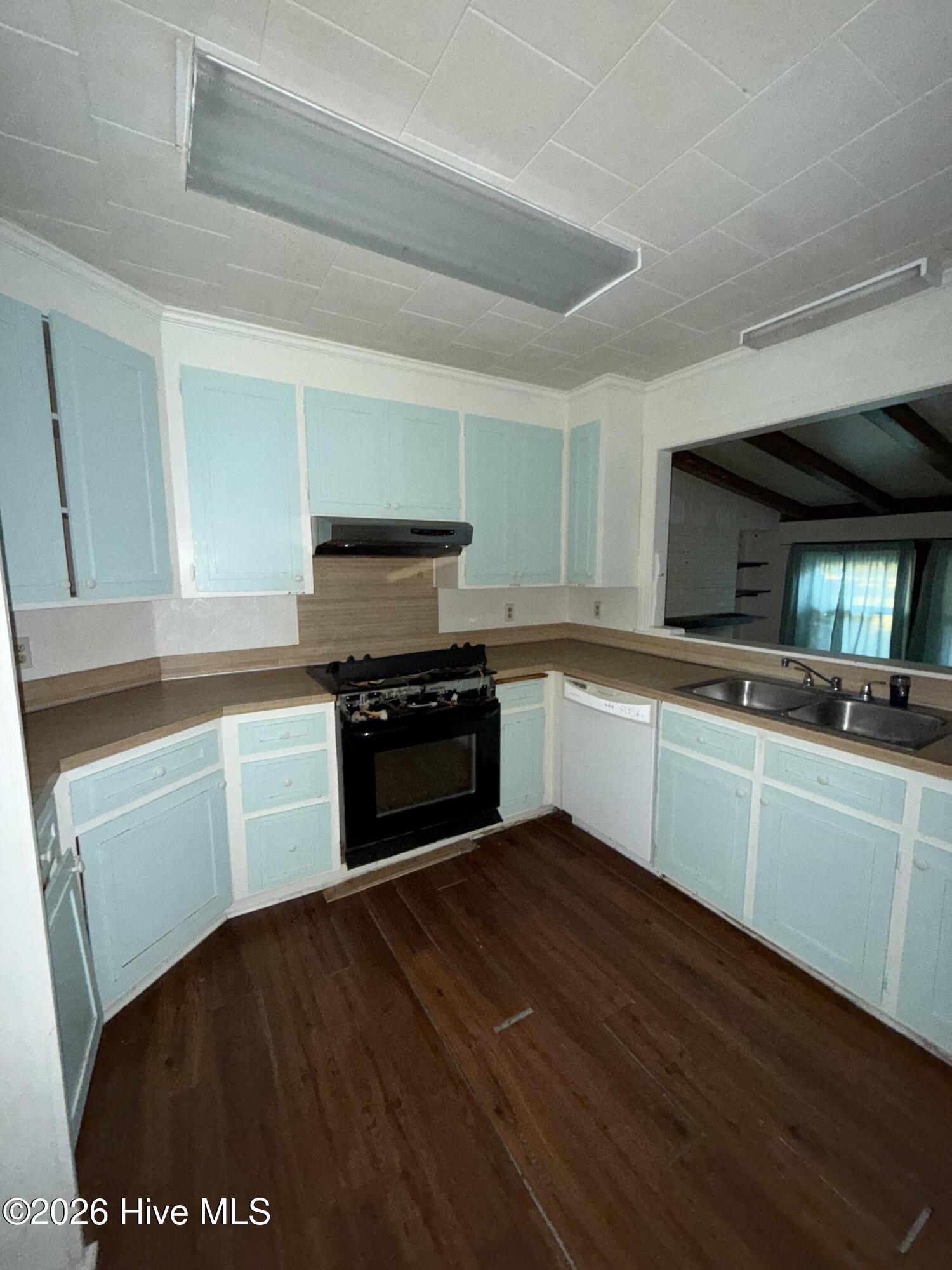 1549 Country Club Road Property Photo 3
