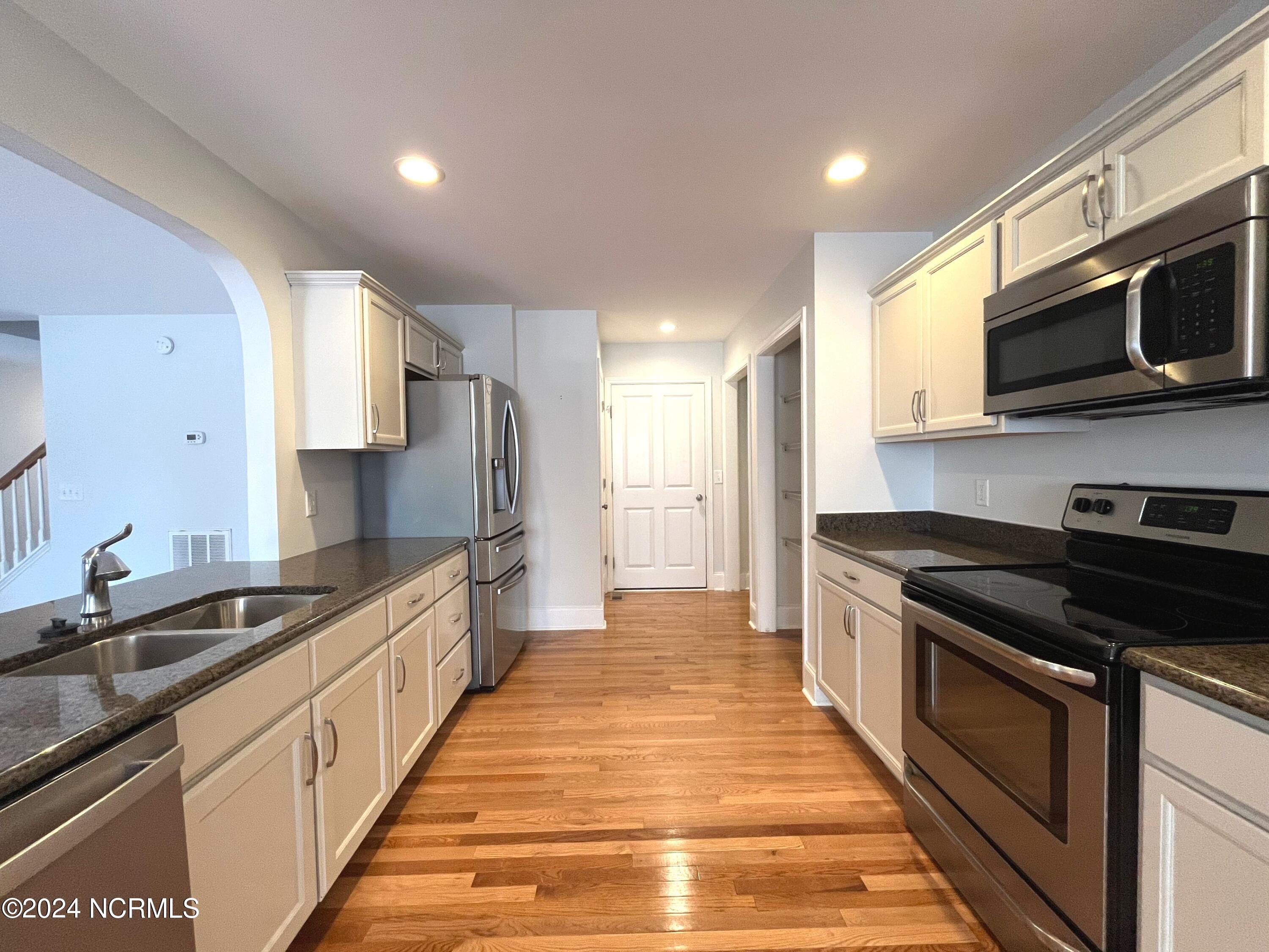 650 W Connecticut Avenue Property Photo 9