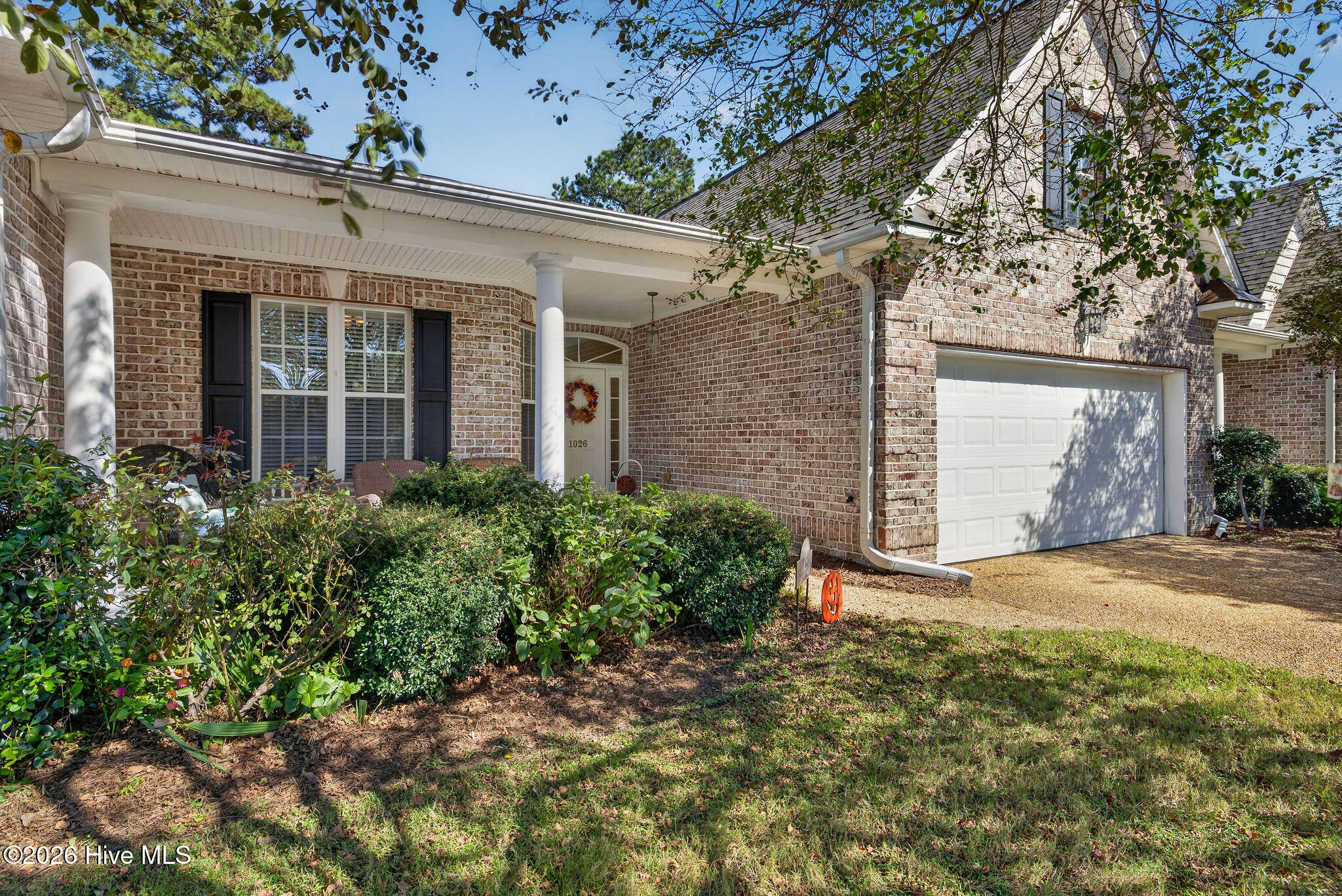 1026 Townes Court Property Photo 3