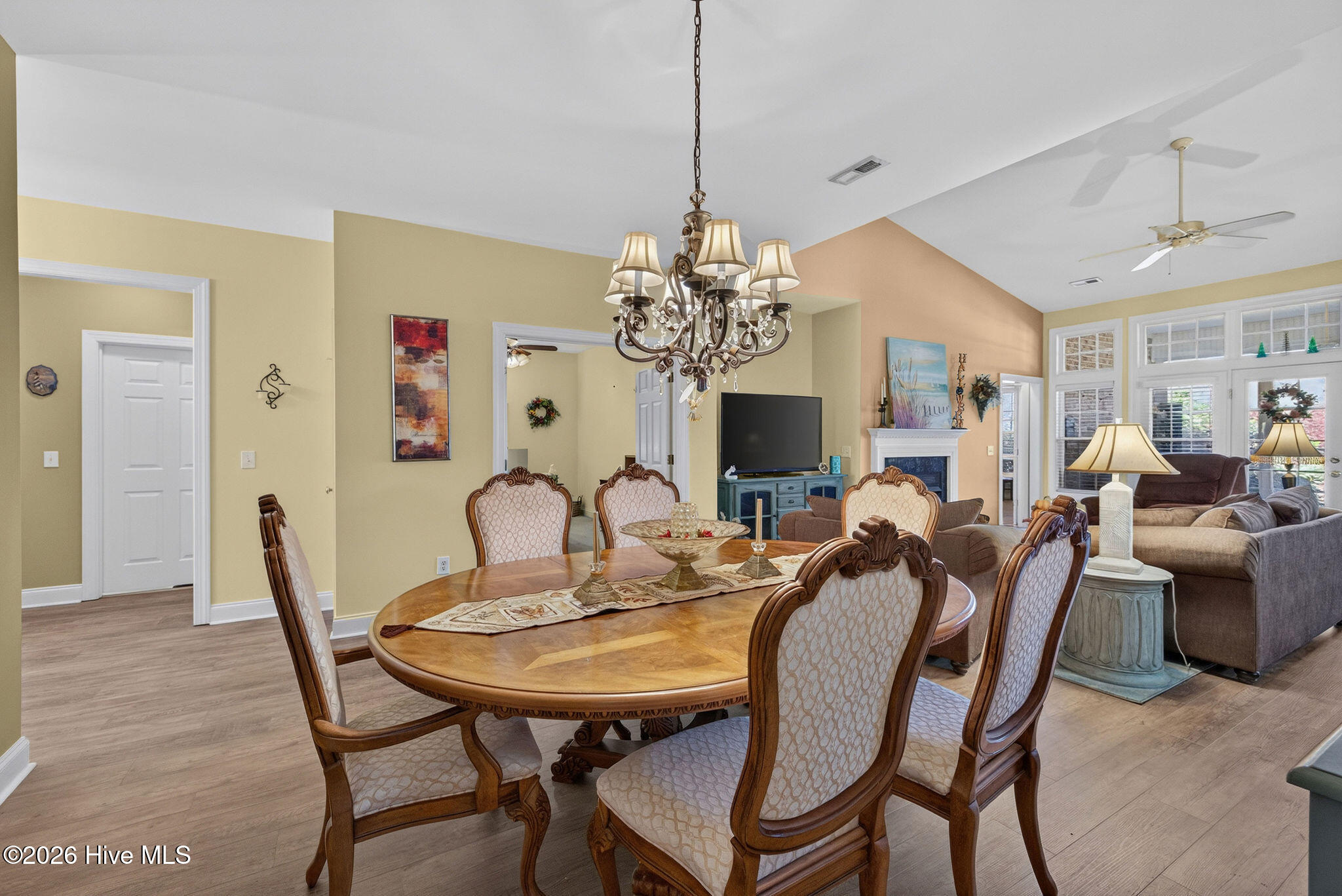 1026 Townes Court Property Photo 7