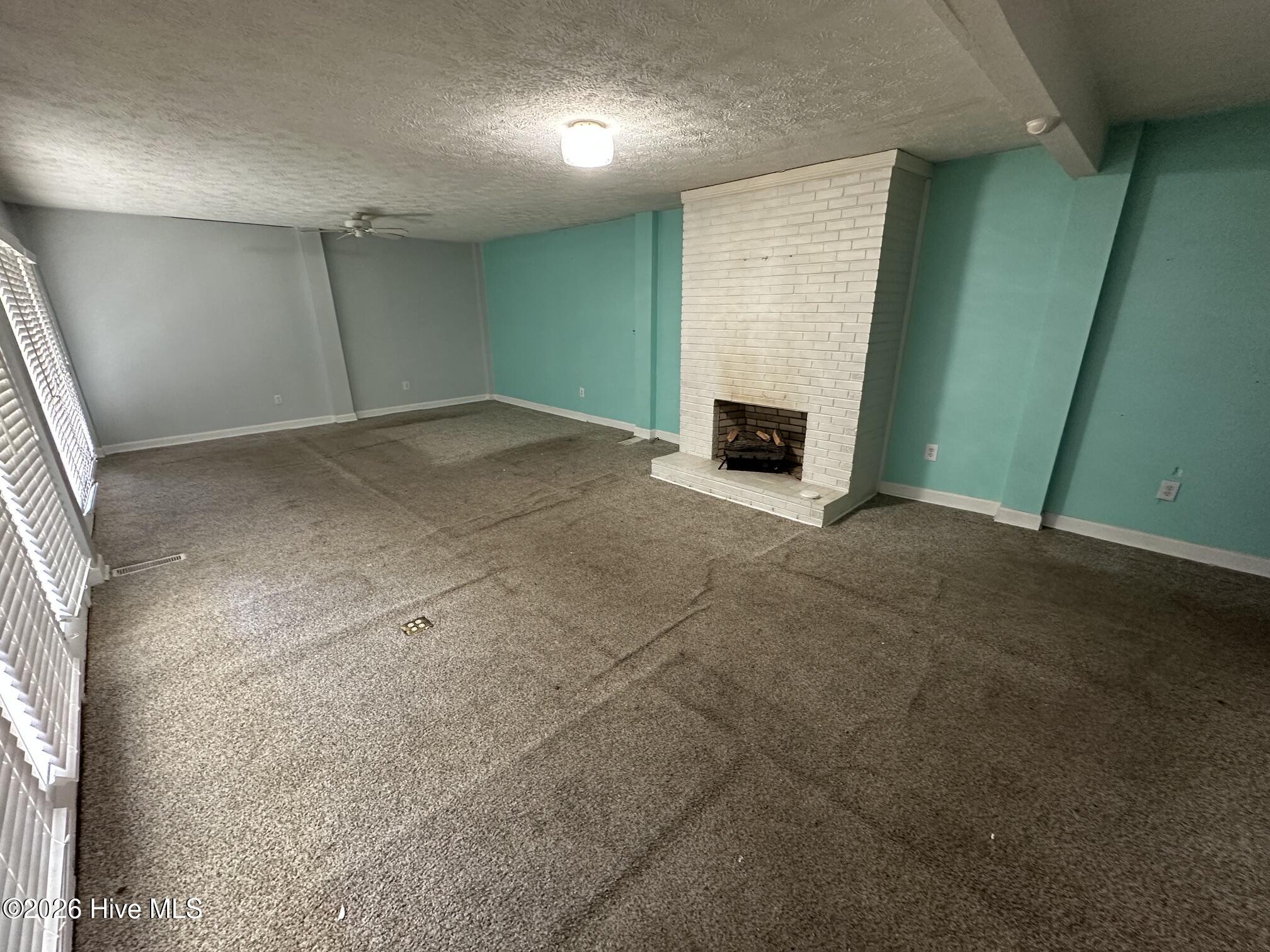 707 Highland Drive Property Photo 4