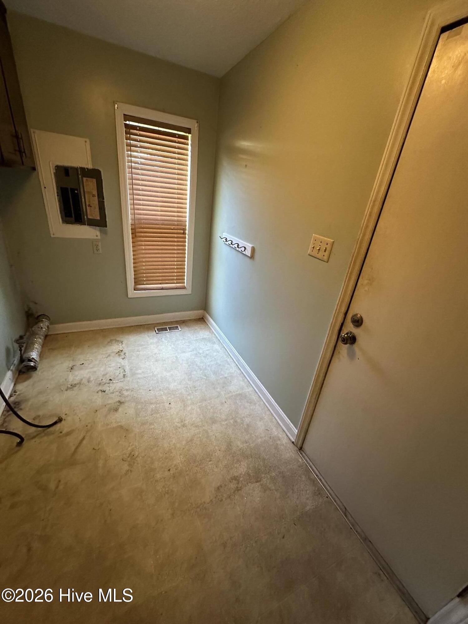 707 Highland Drive Property Photo 9