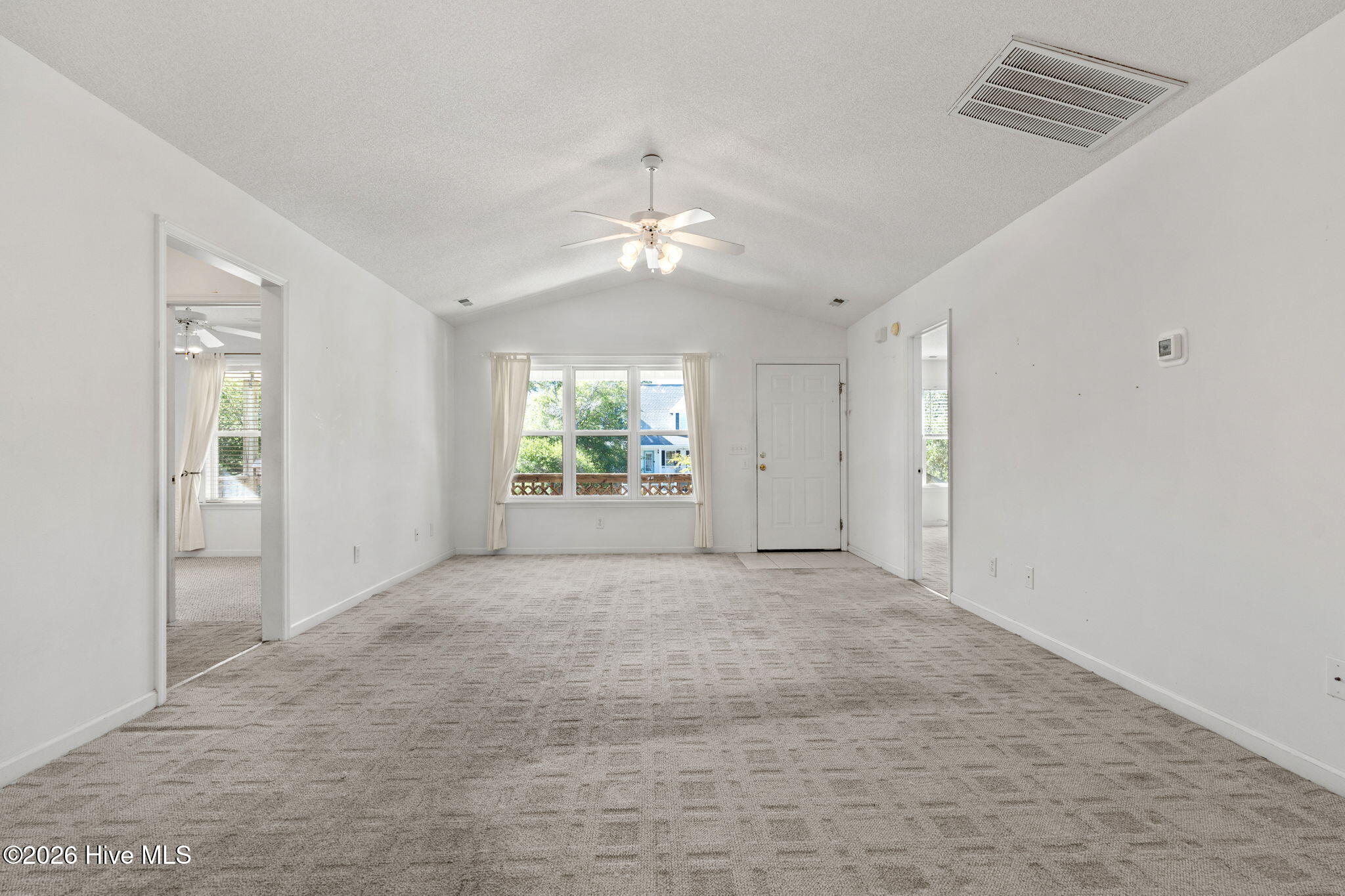 212 Ne 41st Street Property Photo 18
