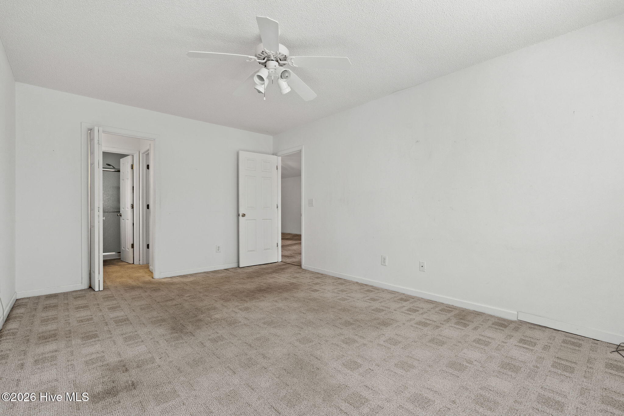 212 Ne 41st Street Property Photo 25