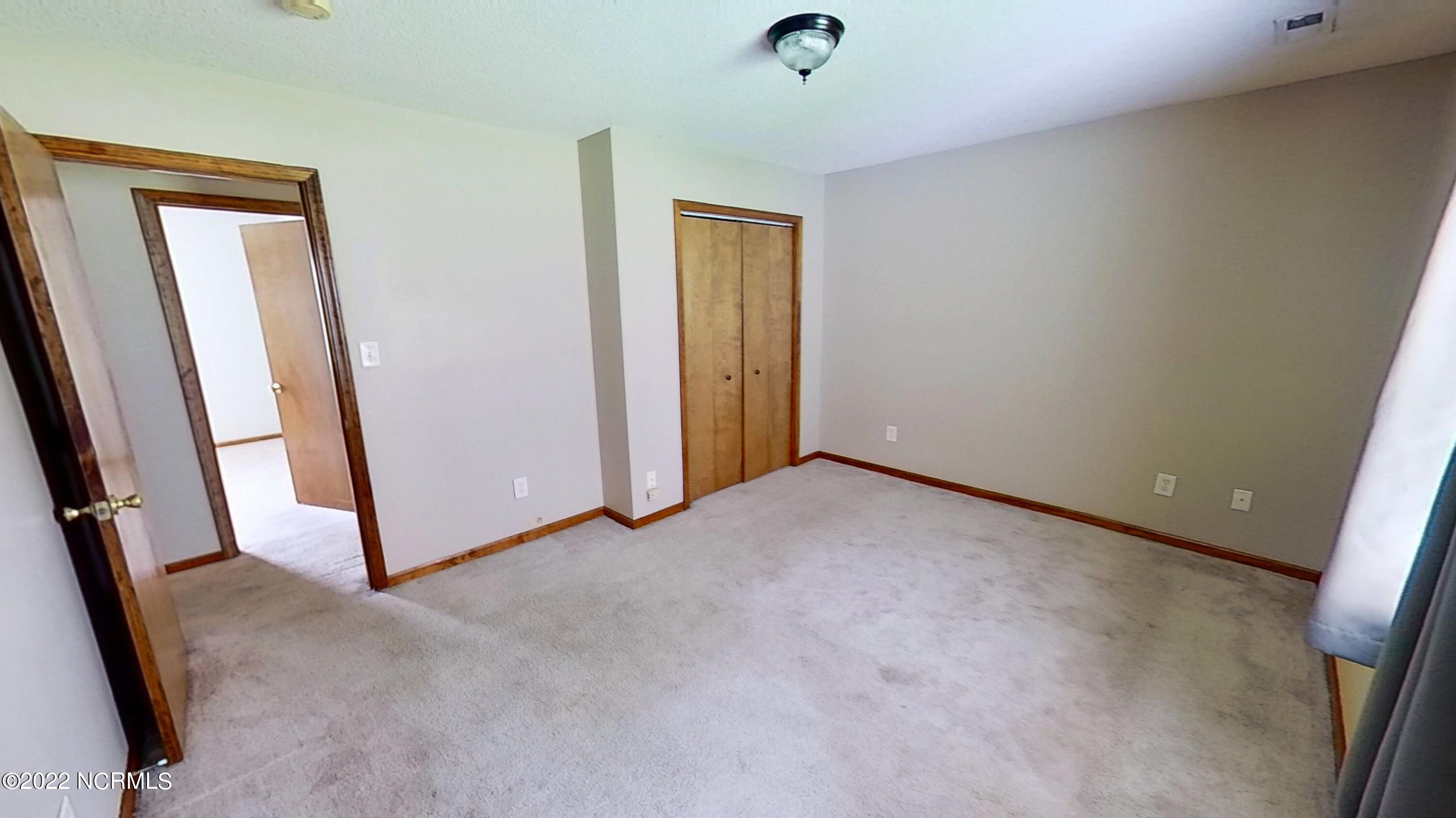 1043 Shirley Drive Property Photo 12