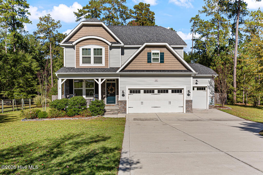 221 Pristine Court Property Photo 1