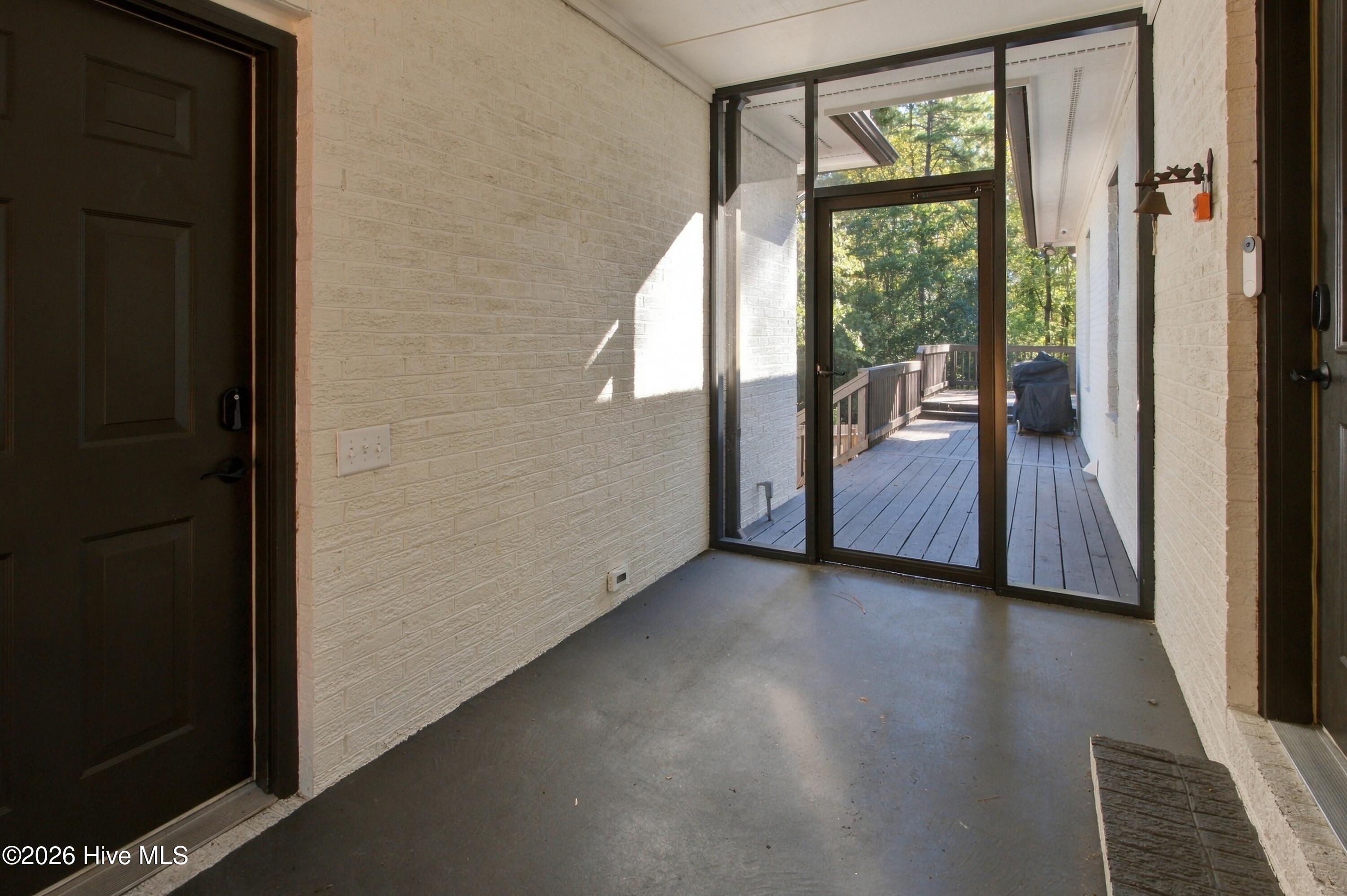 435 Tall Timbers Drive Property Photo 5