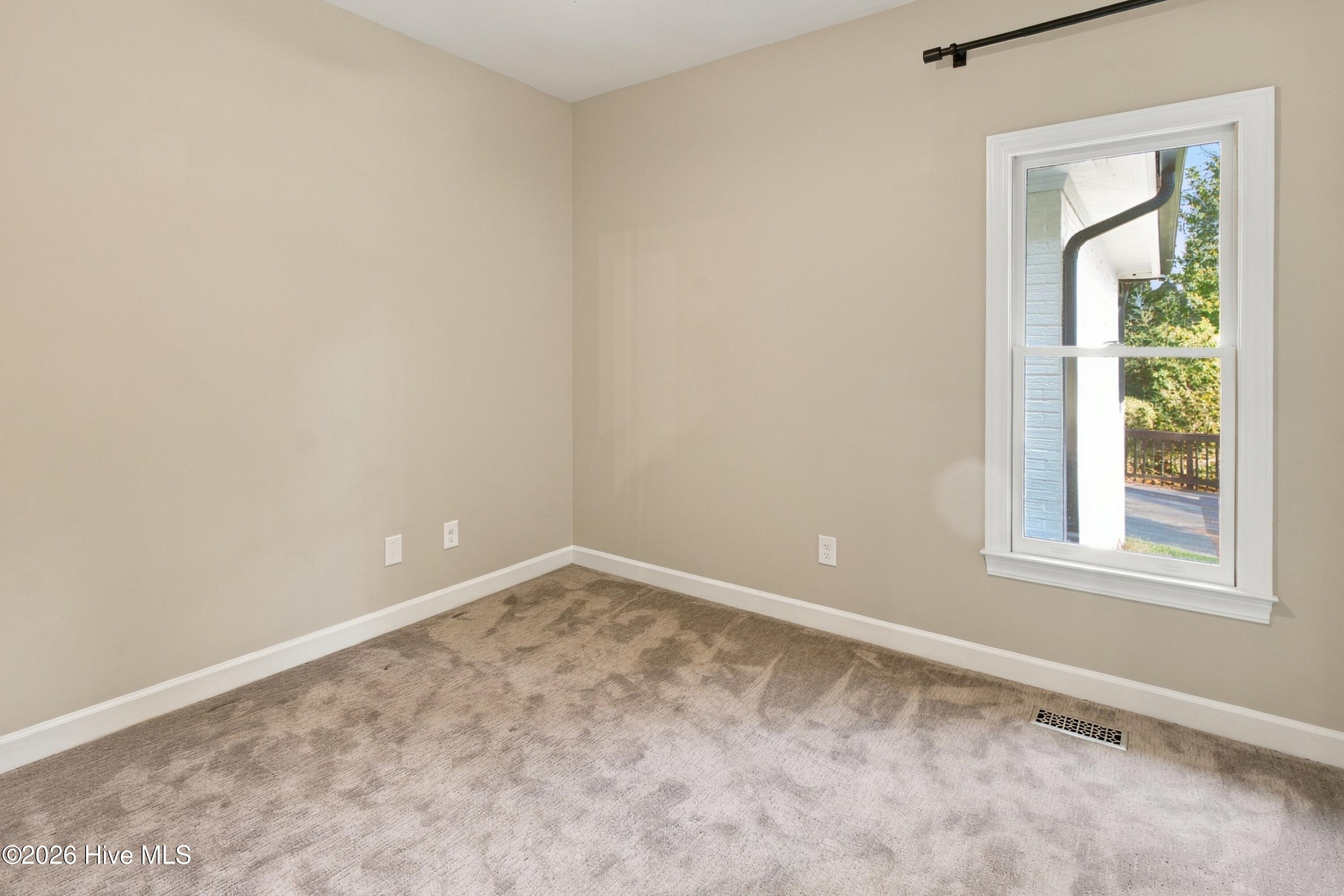 435 Tall Timbers Drive Property Photo 22