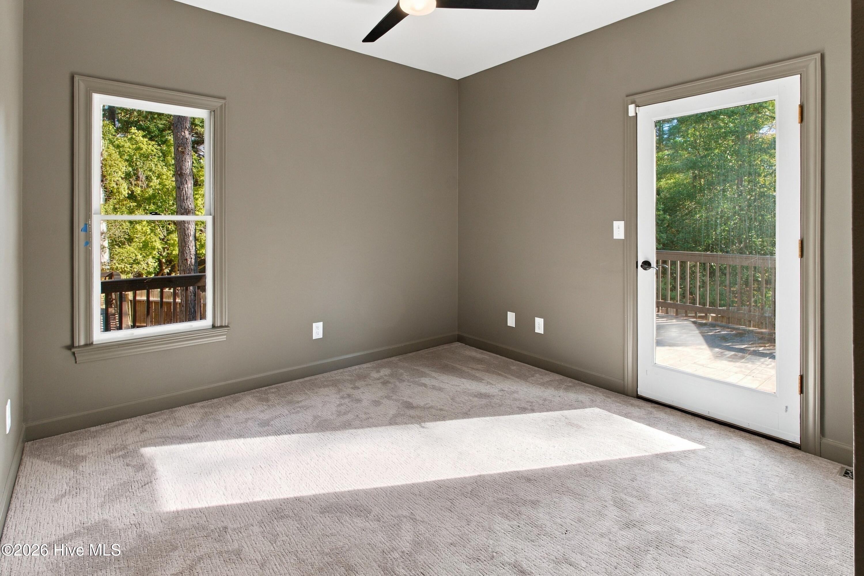 435 Tall Timbers Drive Property Photo 27