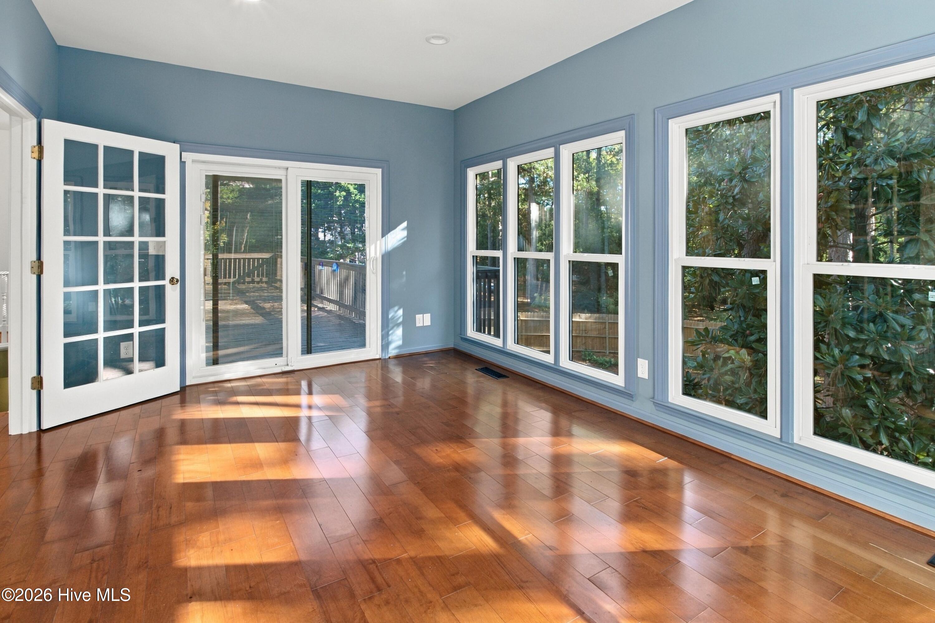 435 Tall Timbers Drive Property Photo 31