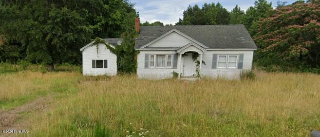 8413 Caratoke Highway Property Photo 1
