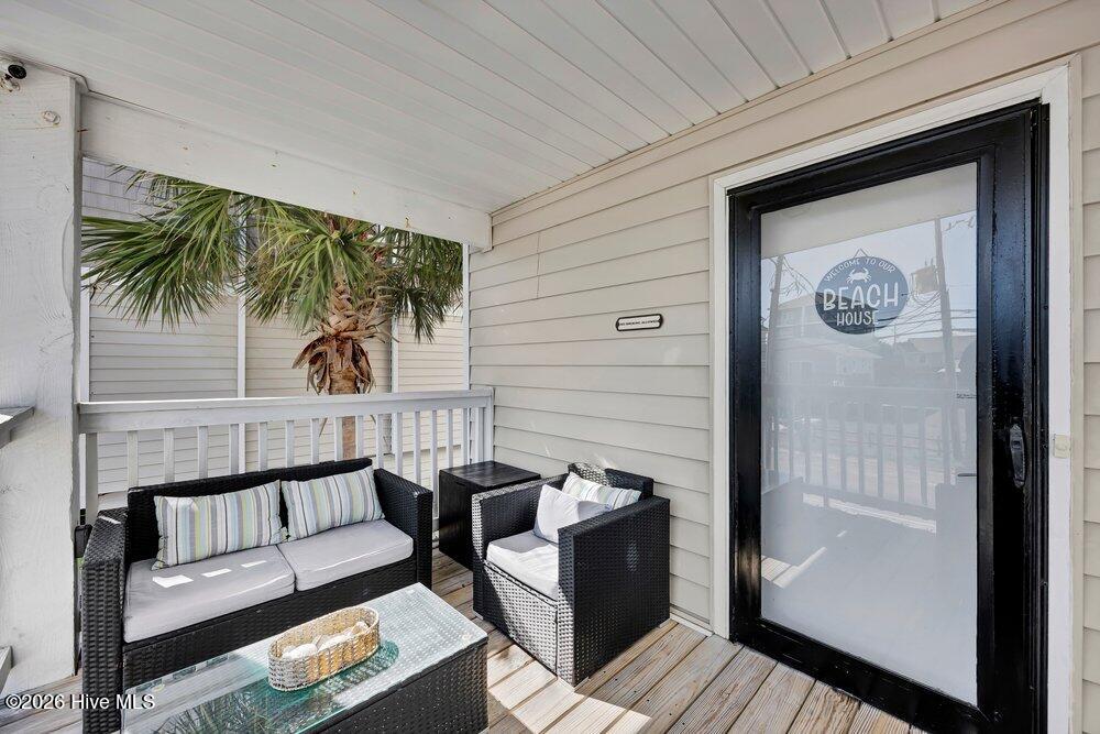 1403 Canal Drive Property Photo 3