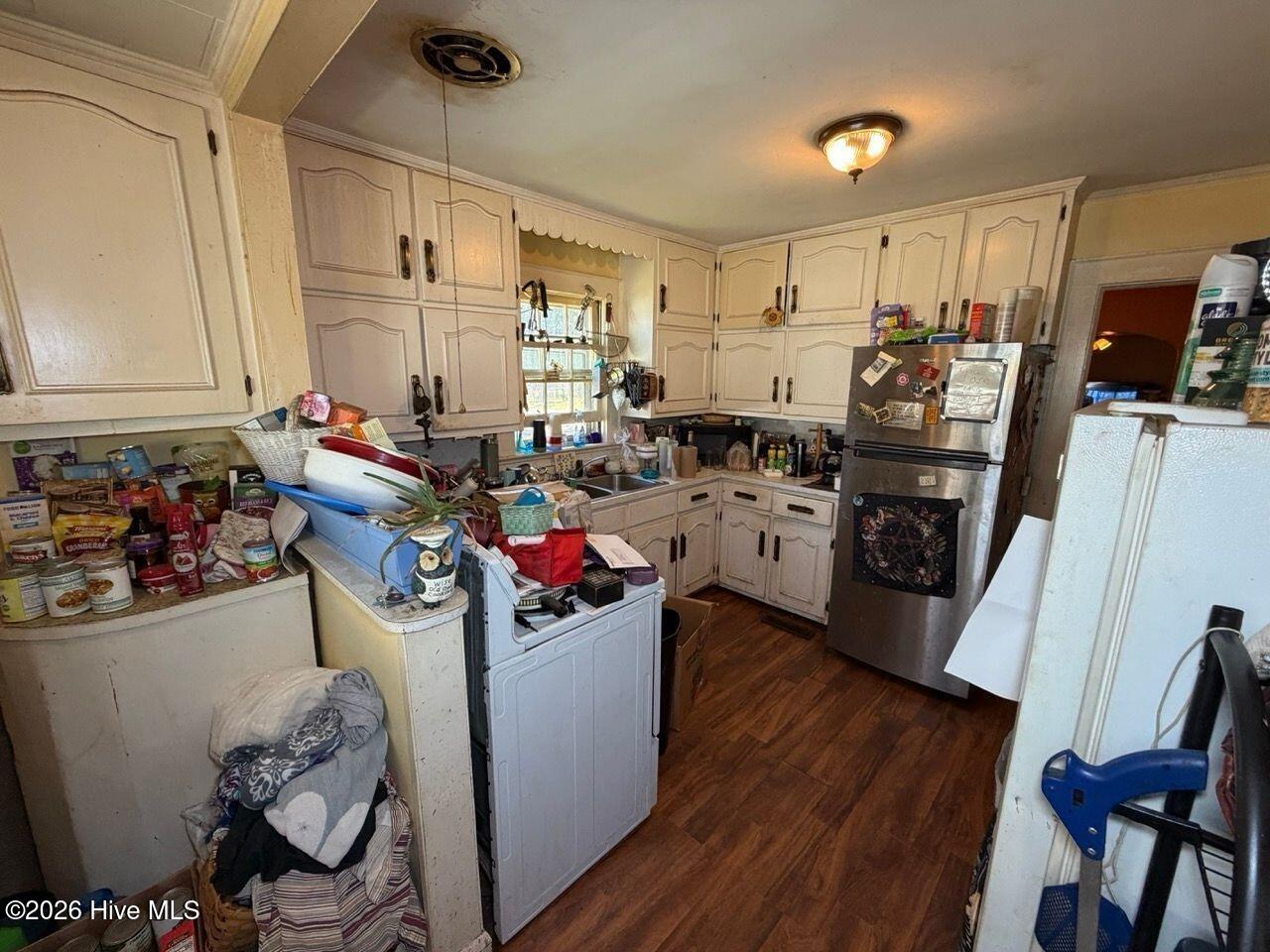 205 Rollins Avenue Property Photo 13