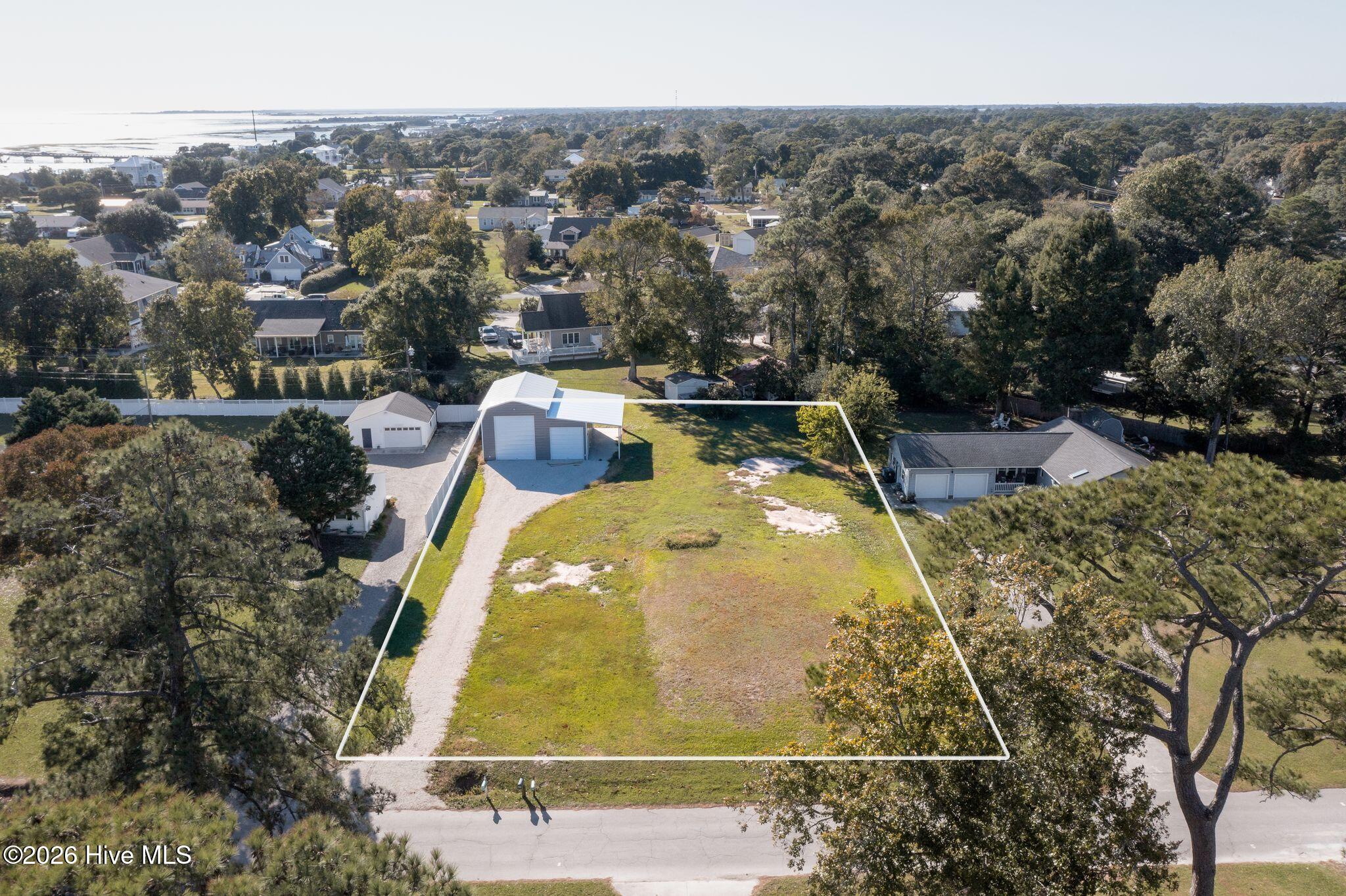 304 16 Yaupon Drive Property Photo 18