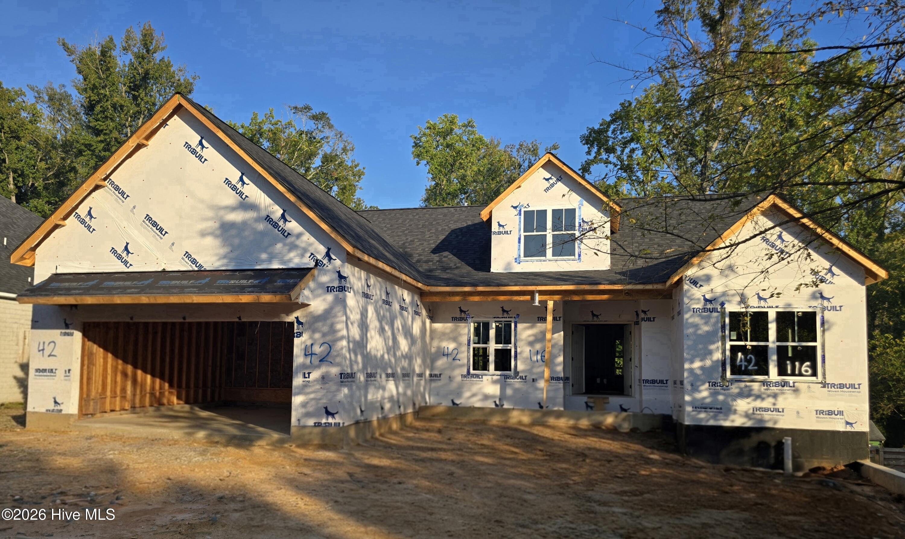 116 Oakbrook Drive Property Photo 1
