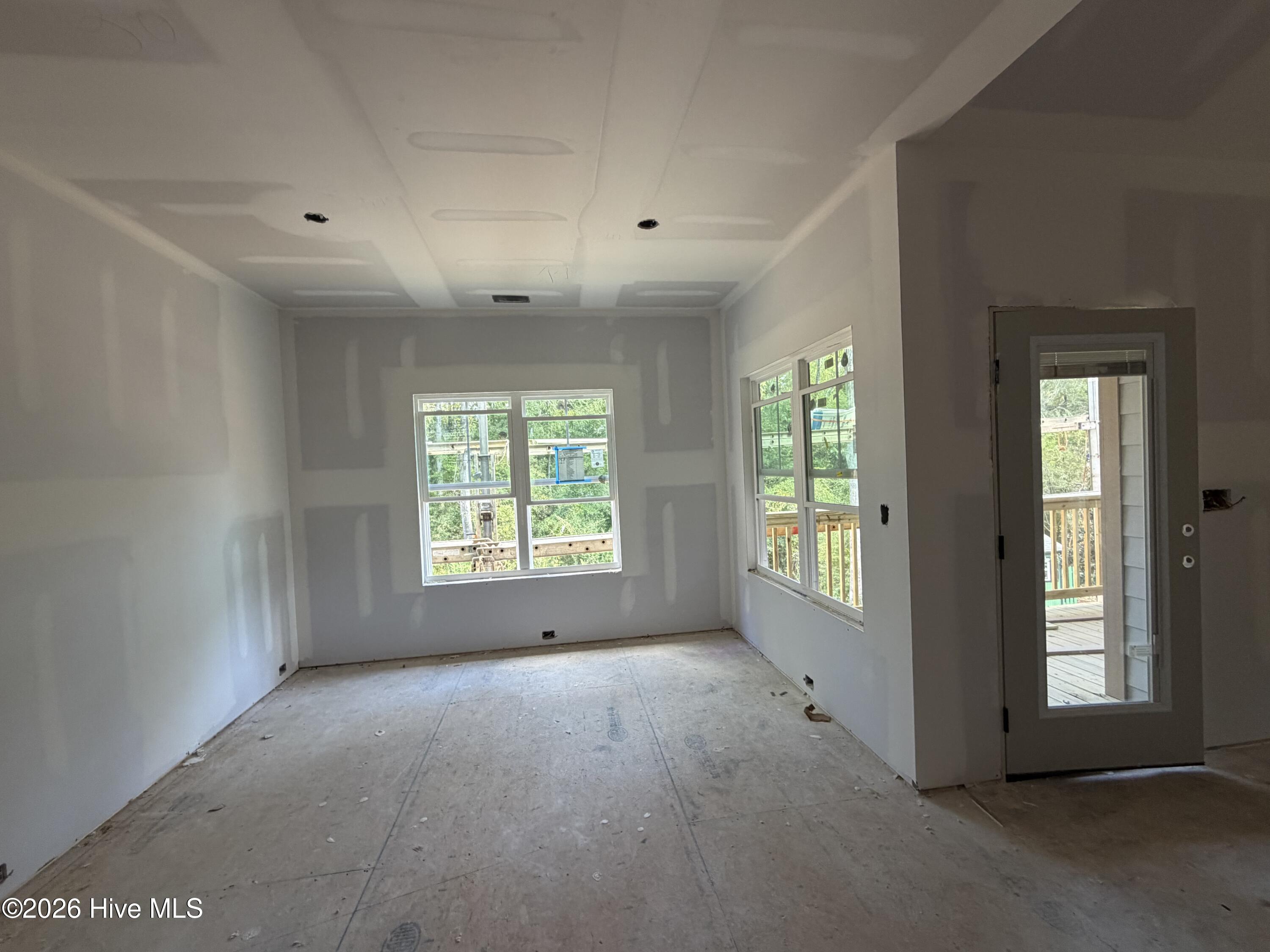 116 Oakbrook Drive Property Photo 8