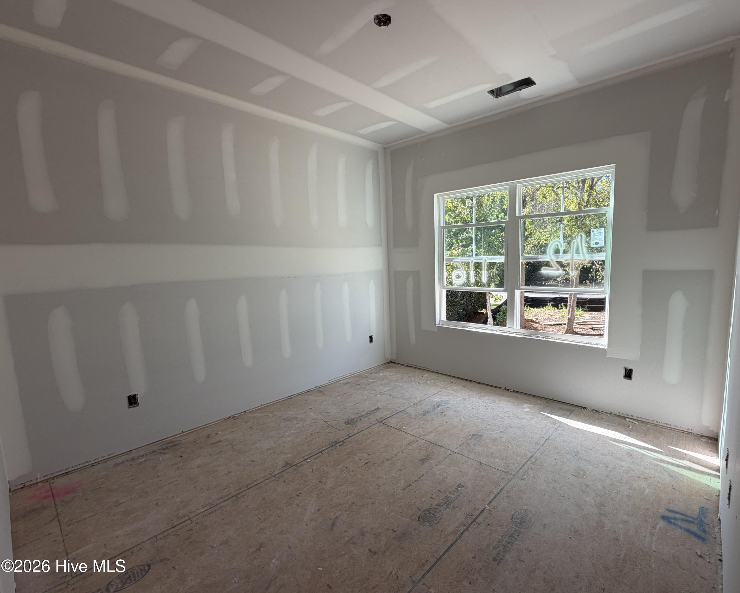 116 Oakbrook Drive Property Photo 13