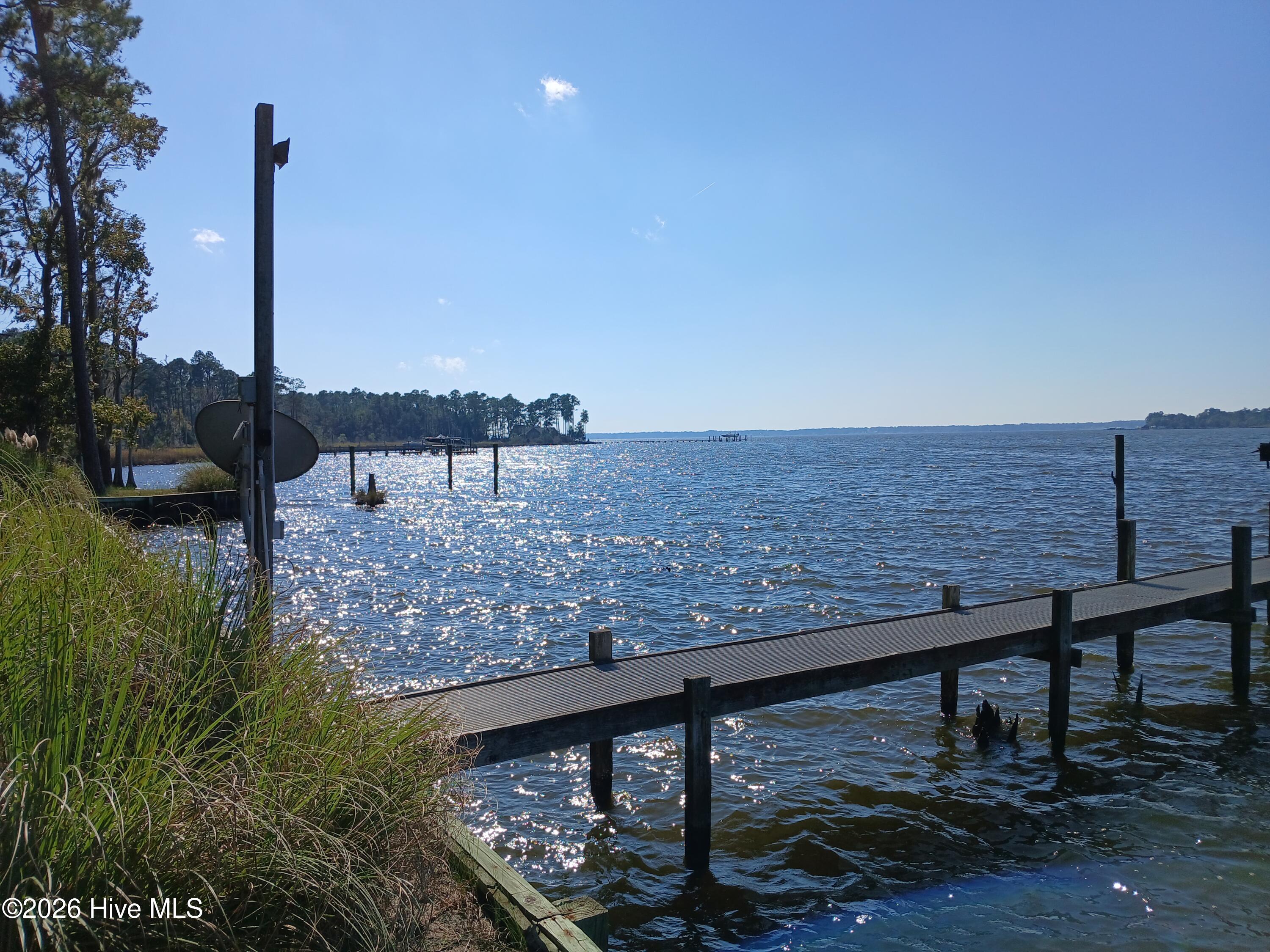 5684 Creek Pointe Road Property Photo 1