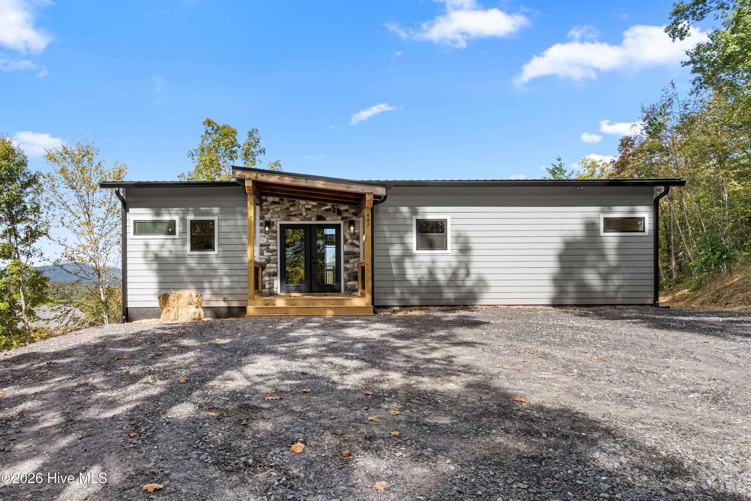 447 Big Sky Drive Property Photo 3