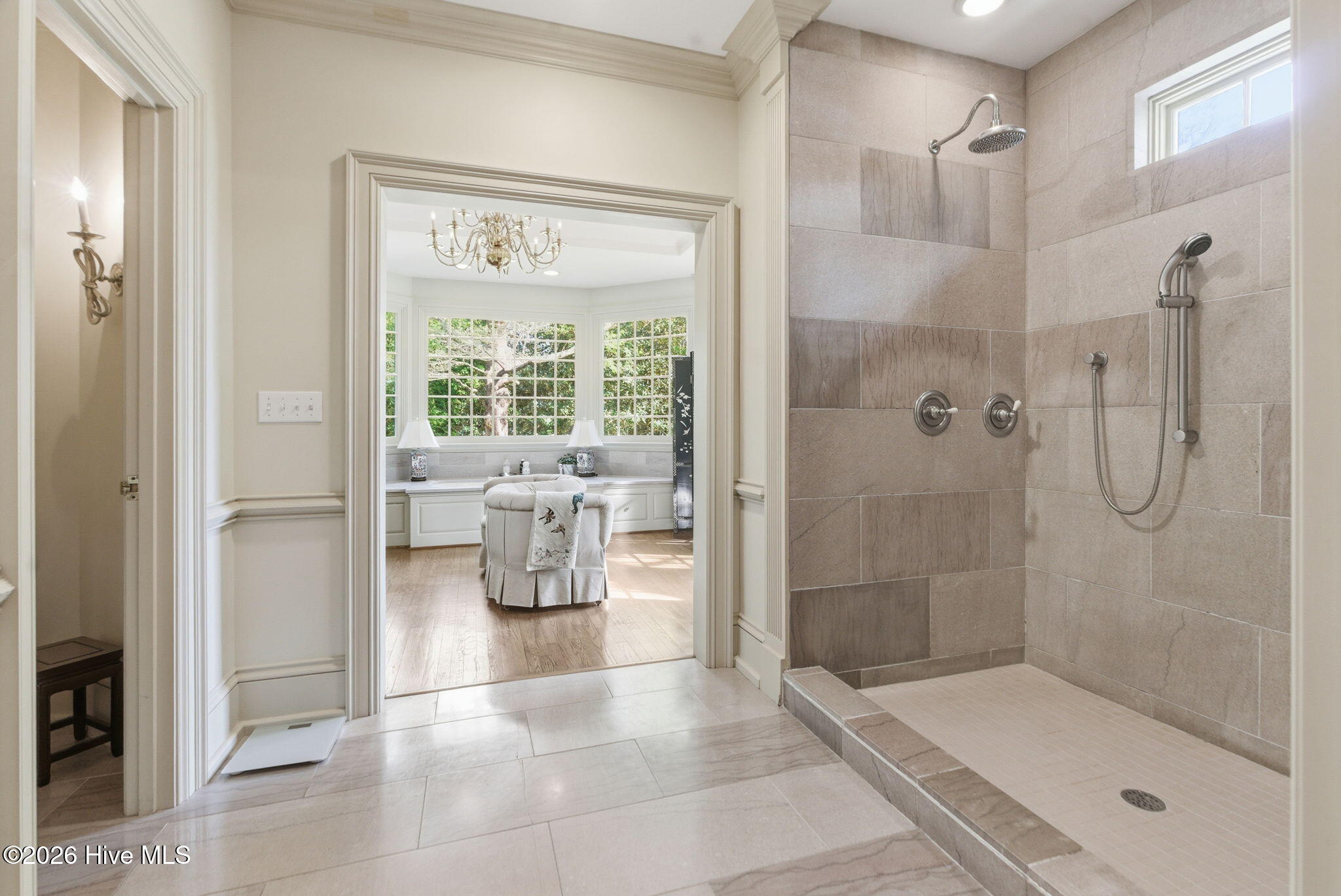 200 Hollycrest Drive Property Photo 79