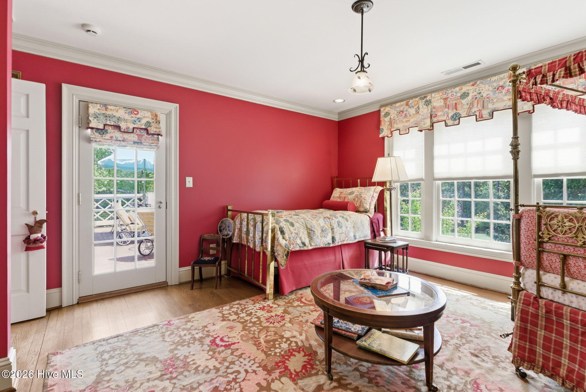 200 Hollycrest Drive Property Photo 109