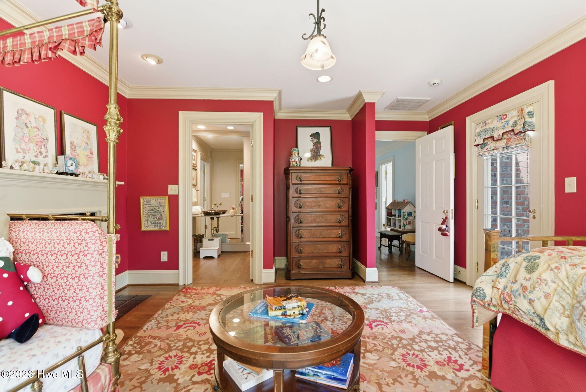 200 Hollycrest Drive Property Photo 111