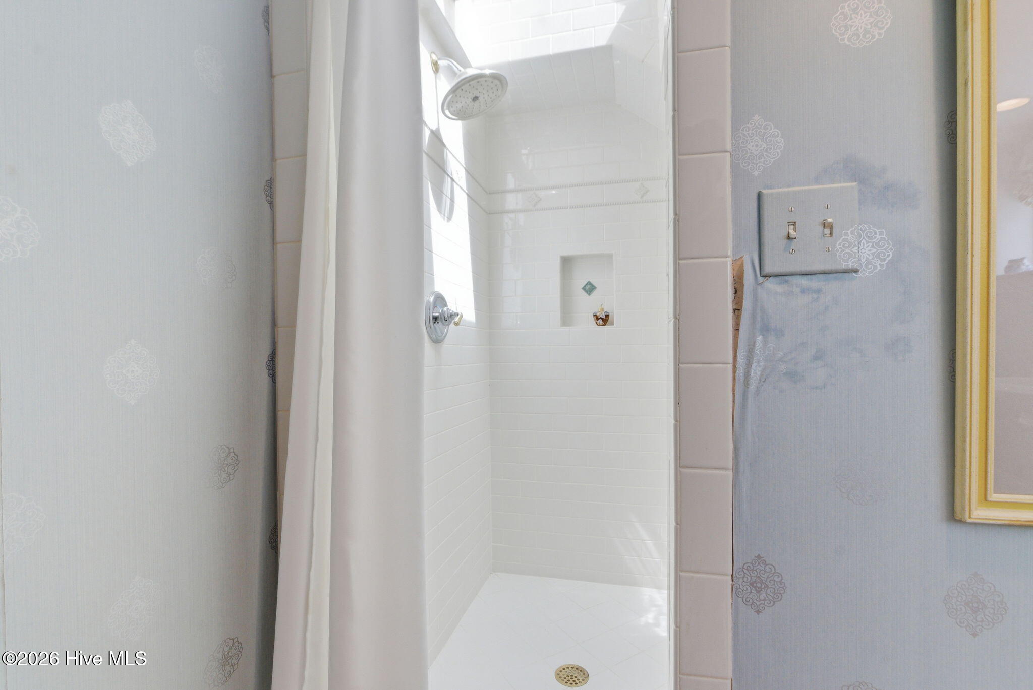 200 Hollycrest Drive Property Photo 127
