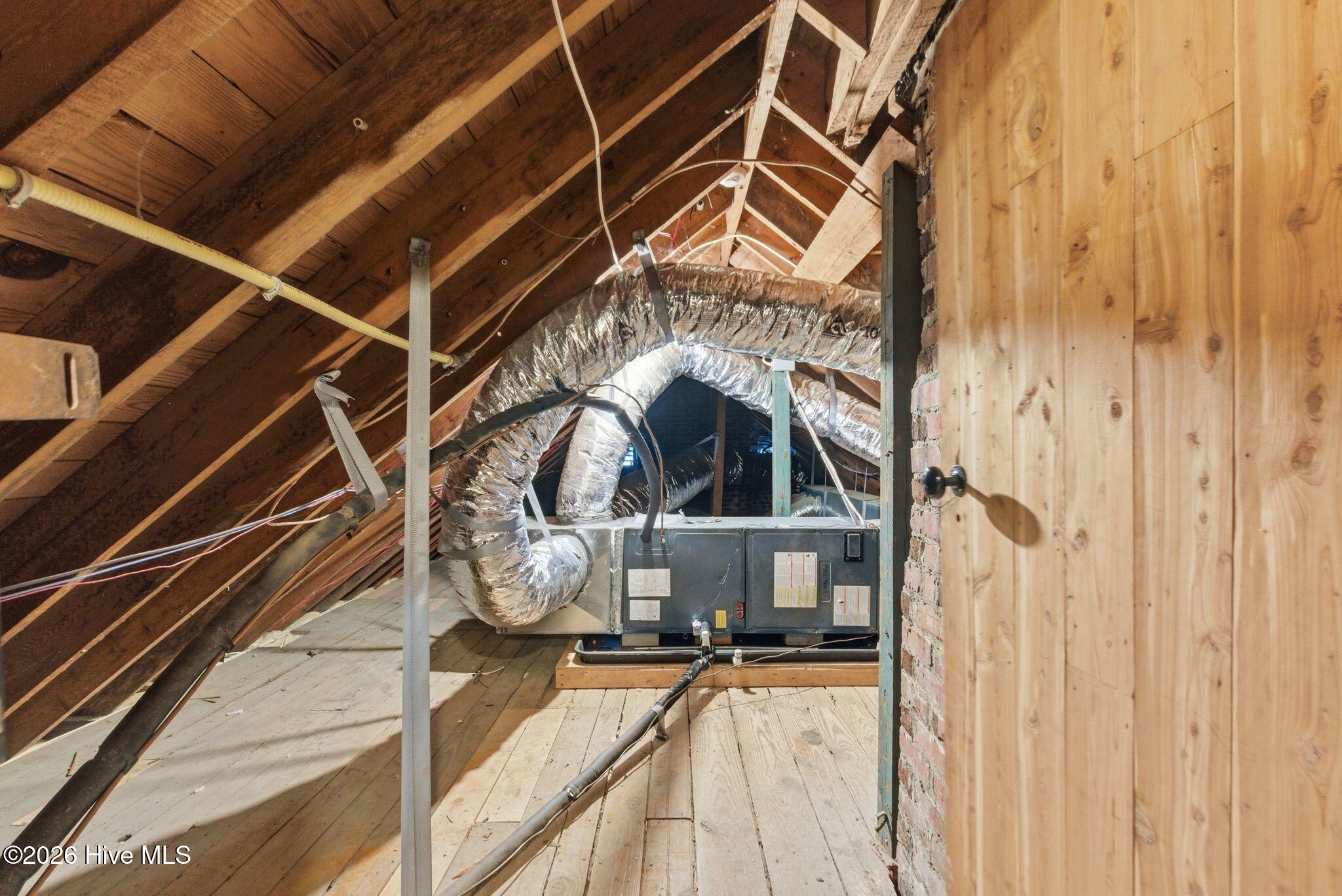200 Hollycrest Drive Property Photo 149