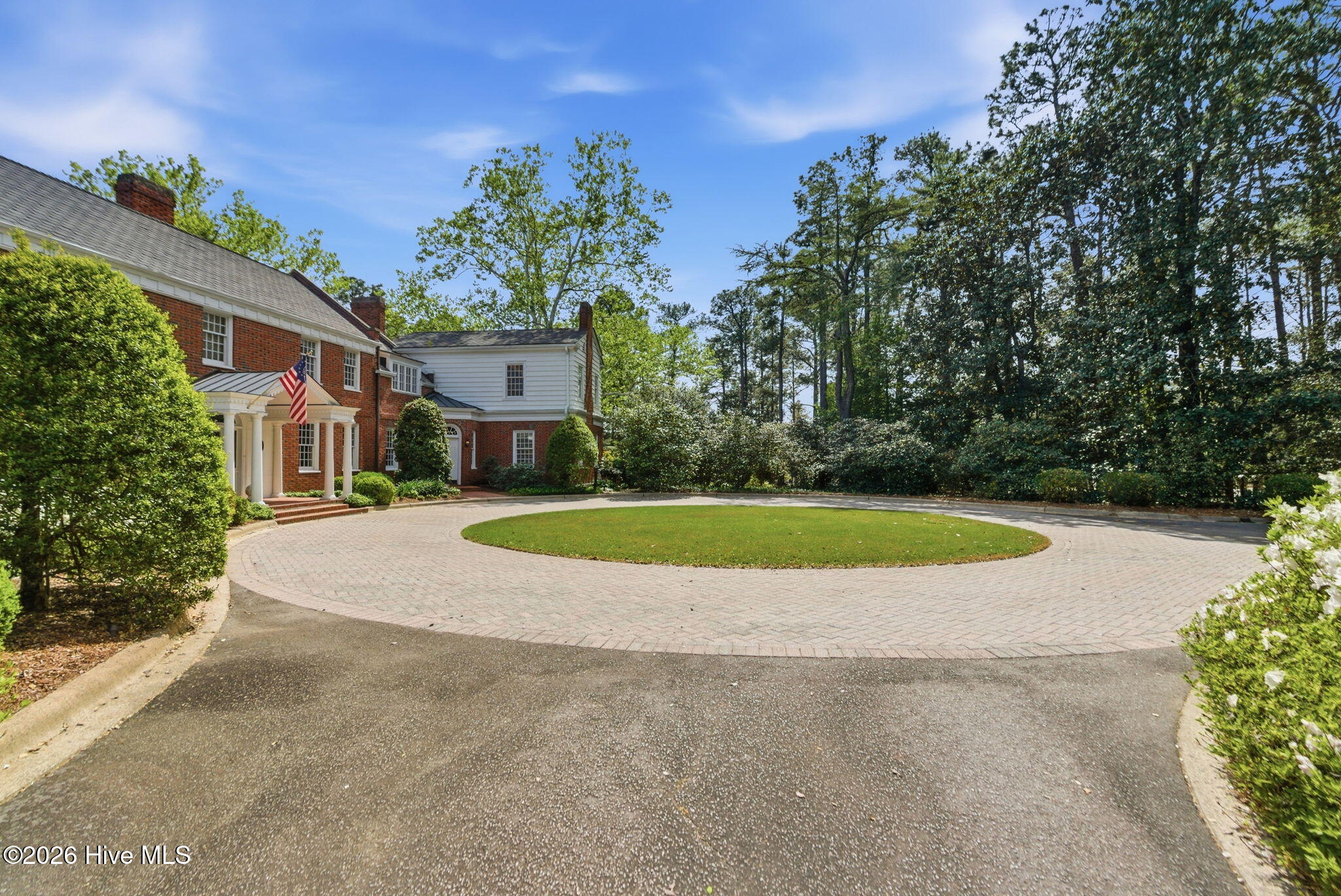 200 Hollycrest Drive Property Photo 195