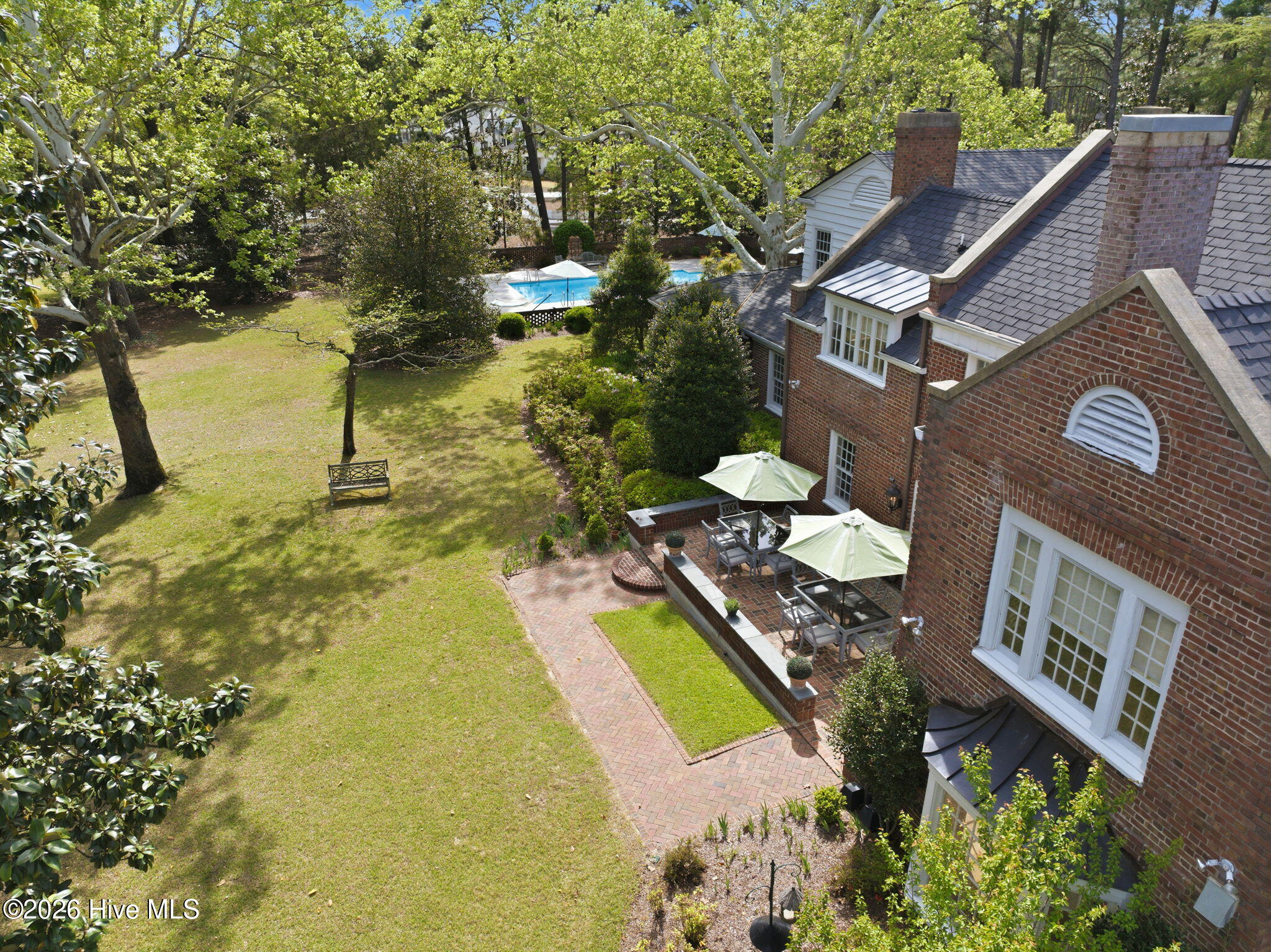 200 Hollycrest Drive Property Photo 203